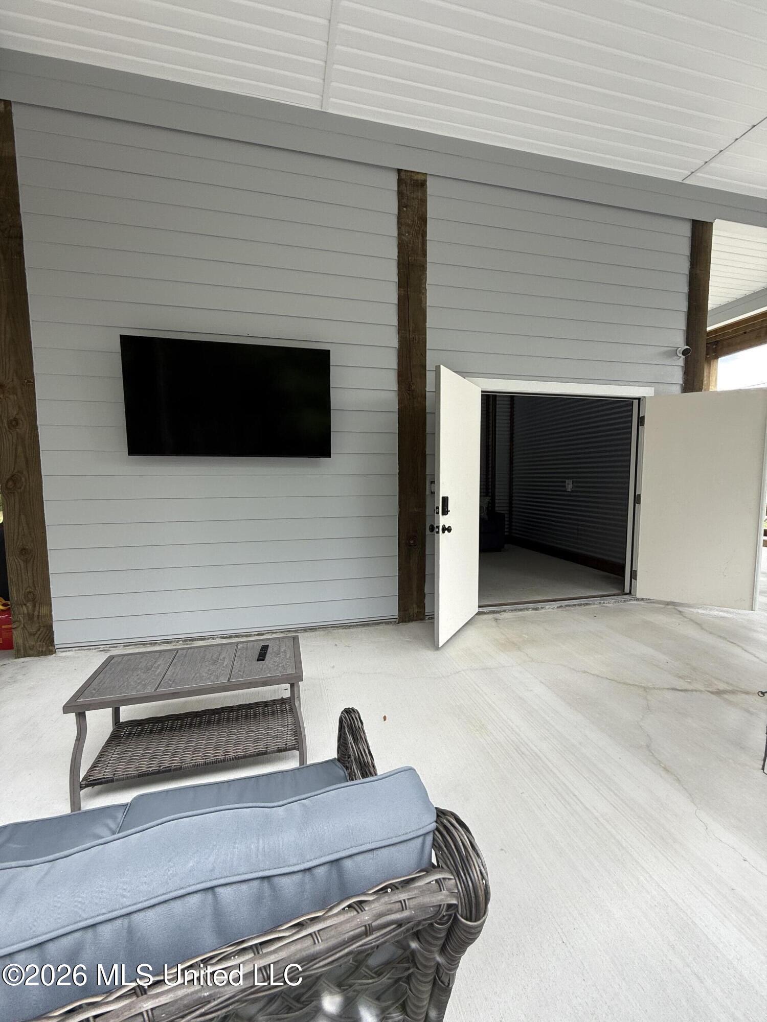 6157 S Railroad Avenue Property Photo 12