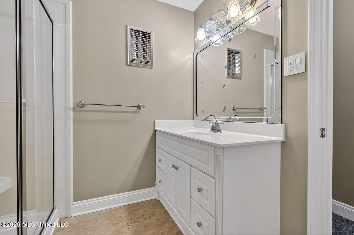 13908 Cerro Verde Drive Property Photo 26