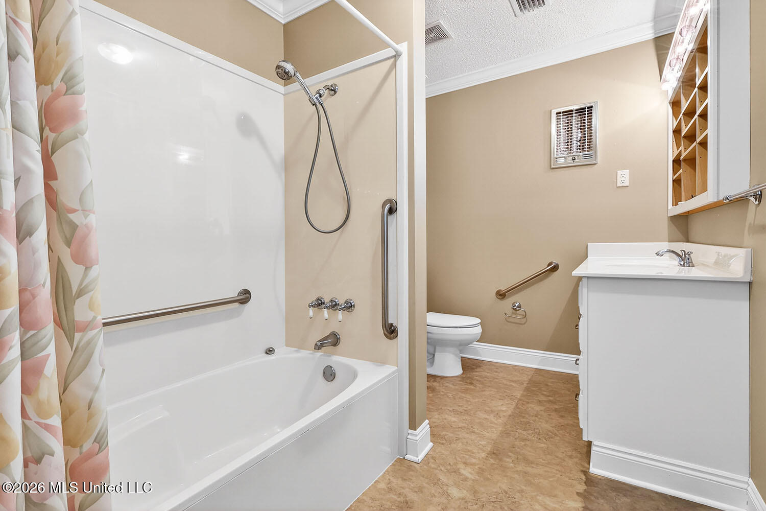 13908 Cerro Verde Drive Property Photo 28