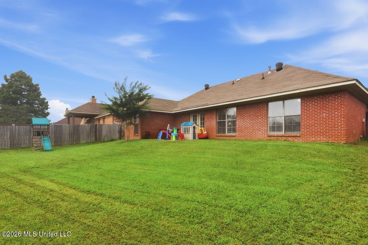 418 Springhill Point Property Photo 24