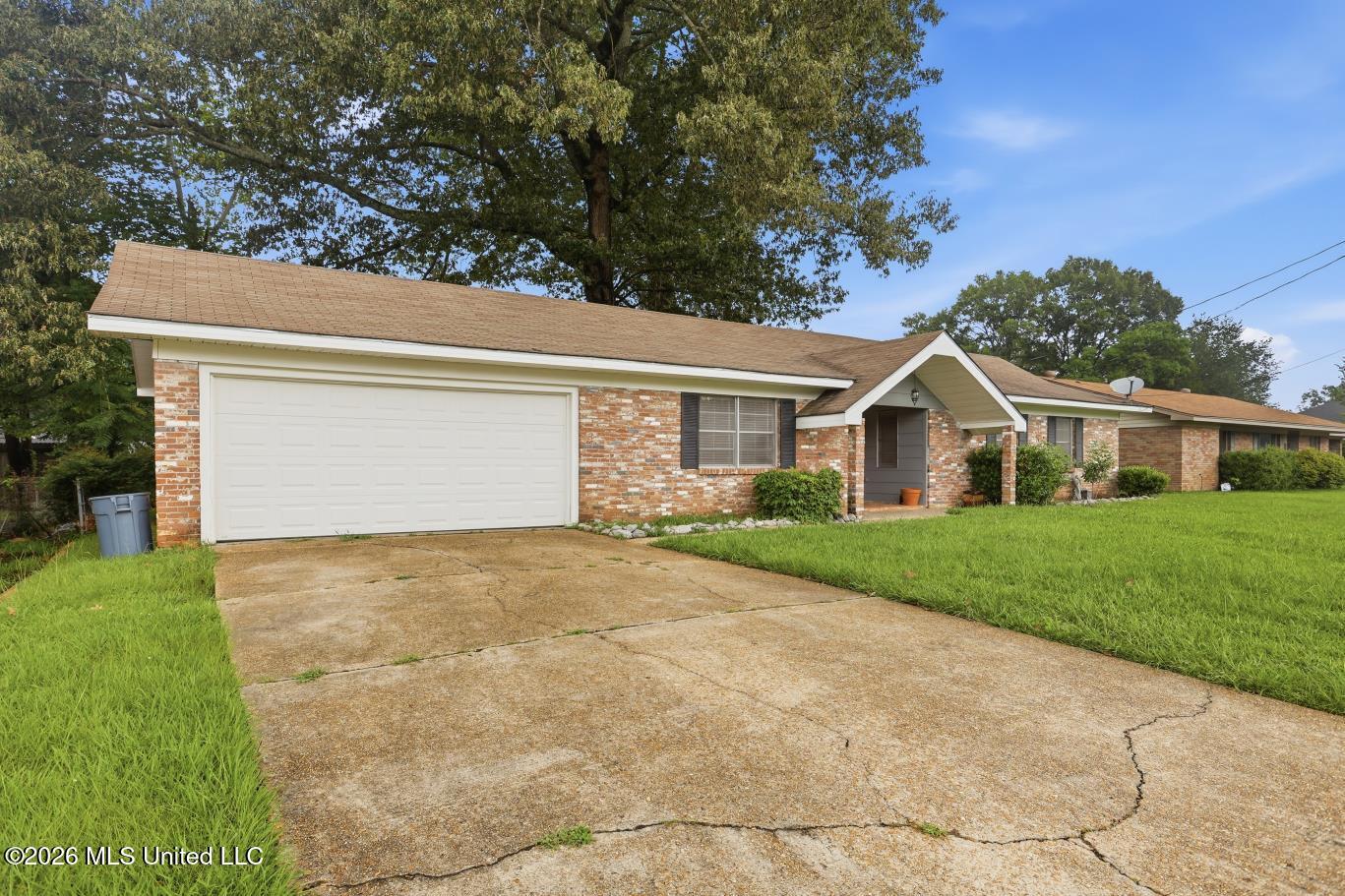 3426 Harle Street Property Photo 3