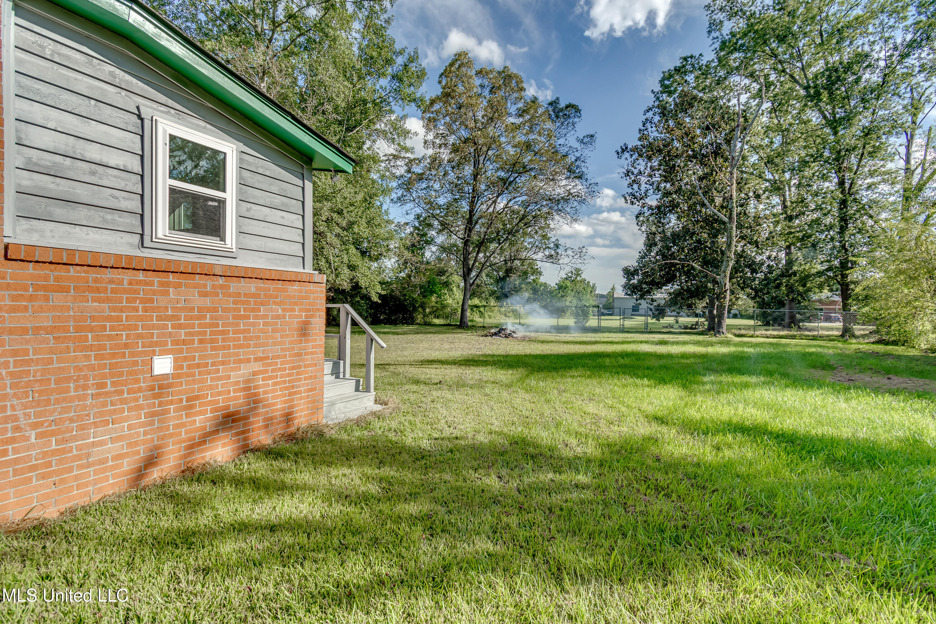 239 Fernwood Drive Property Photo 70