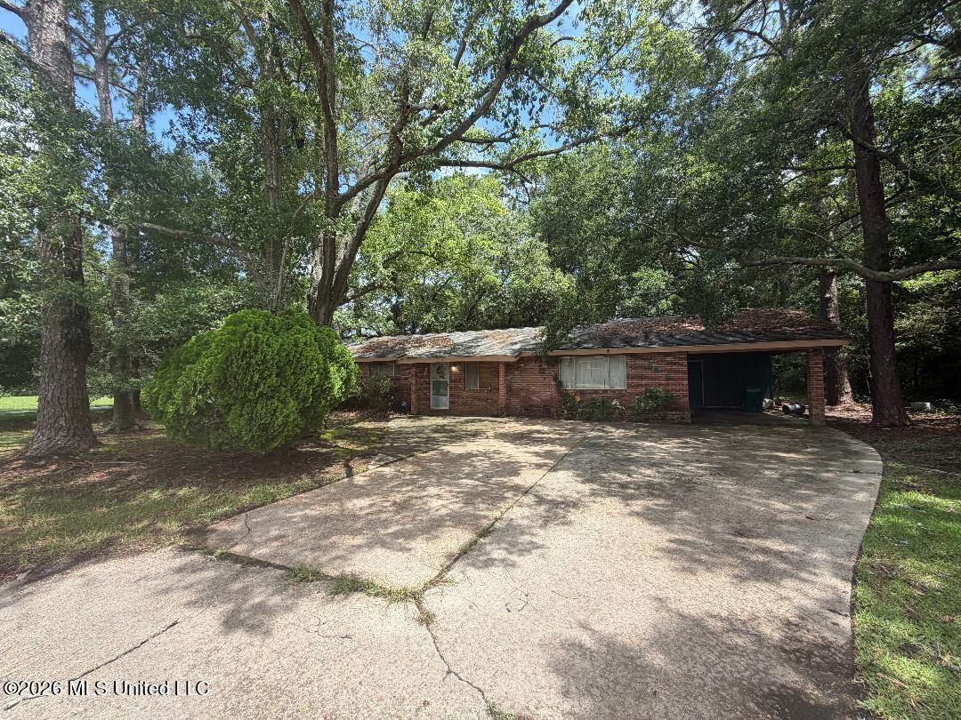 5825 Gregory Street Property Photo 1