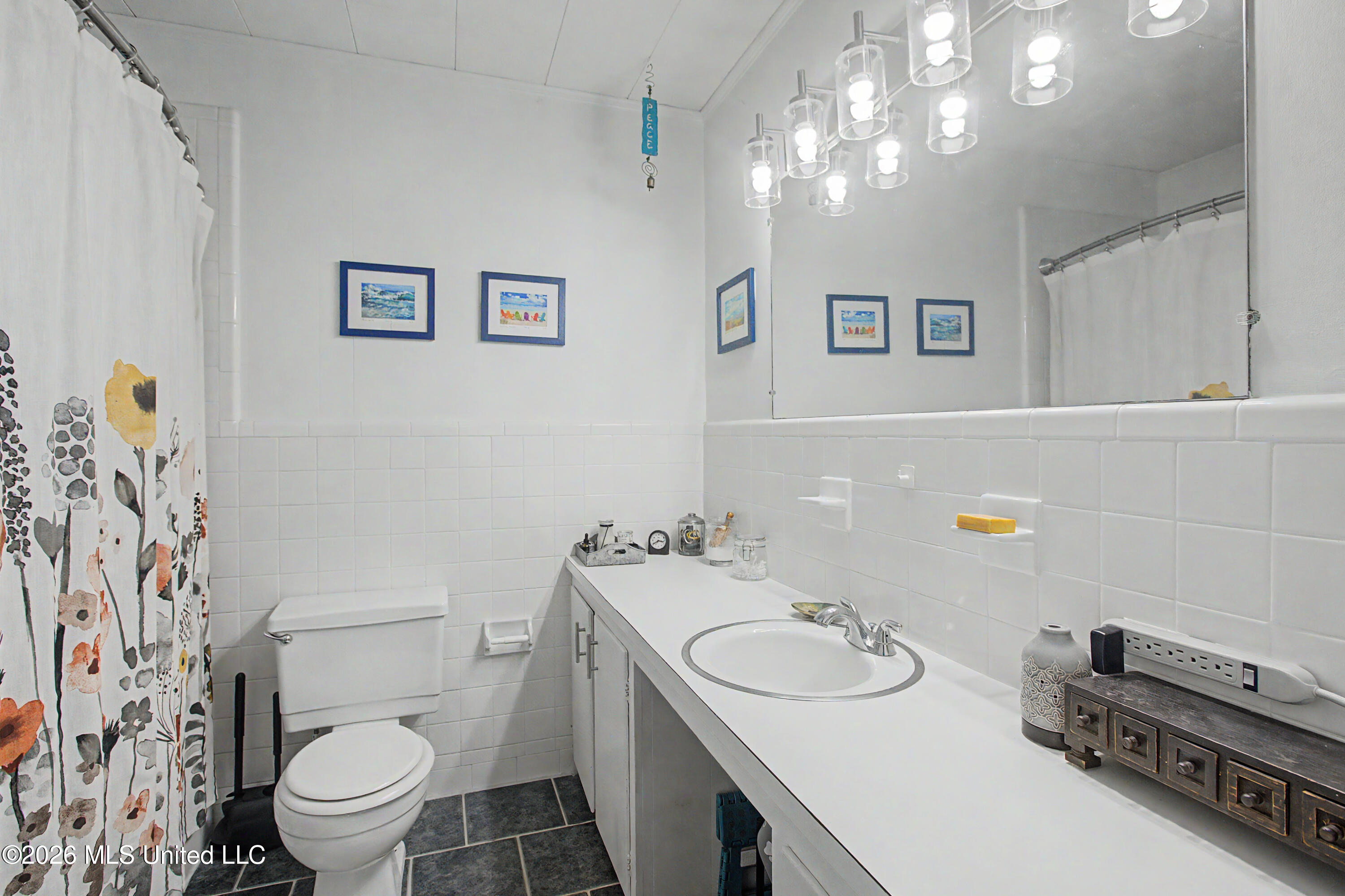 364 Porter Avenue Property Photo 17