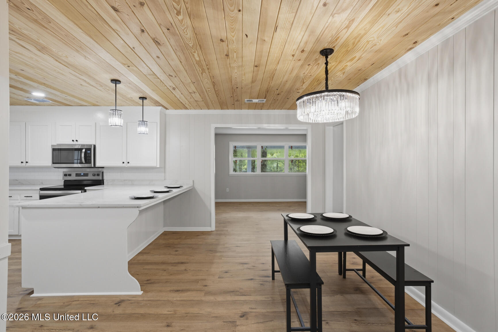 10917 Highway 27 Property Photo 6