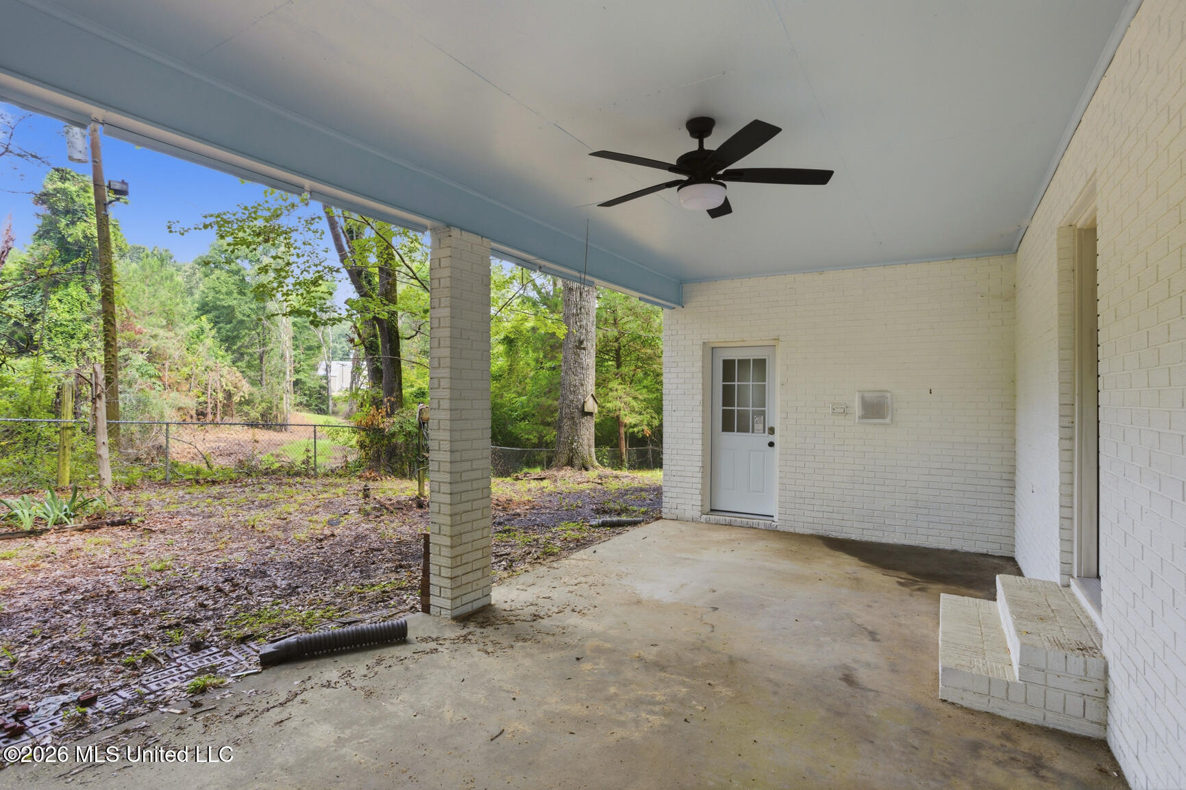 10917 Highway 27 Property Photo 32
