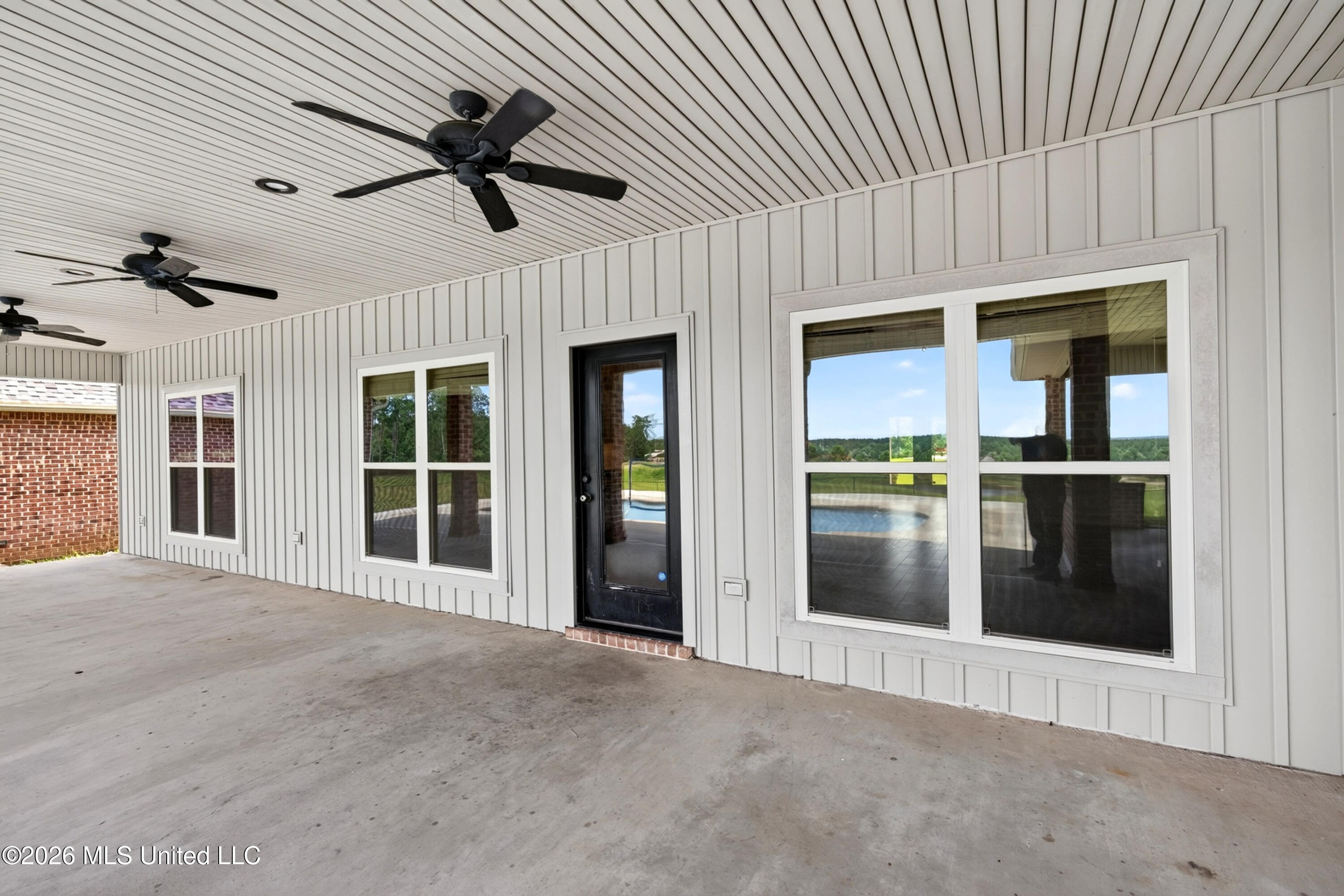 74 The Hills Drive Property Photo 50