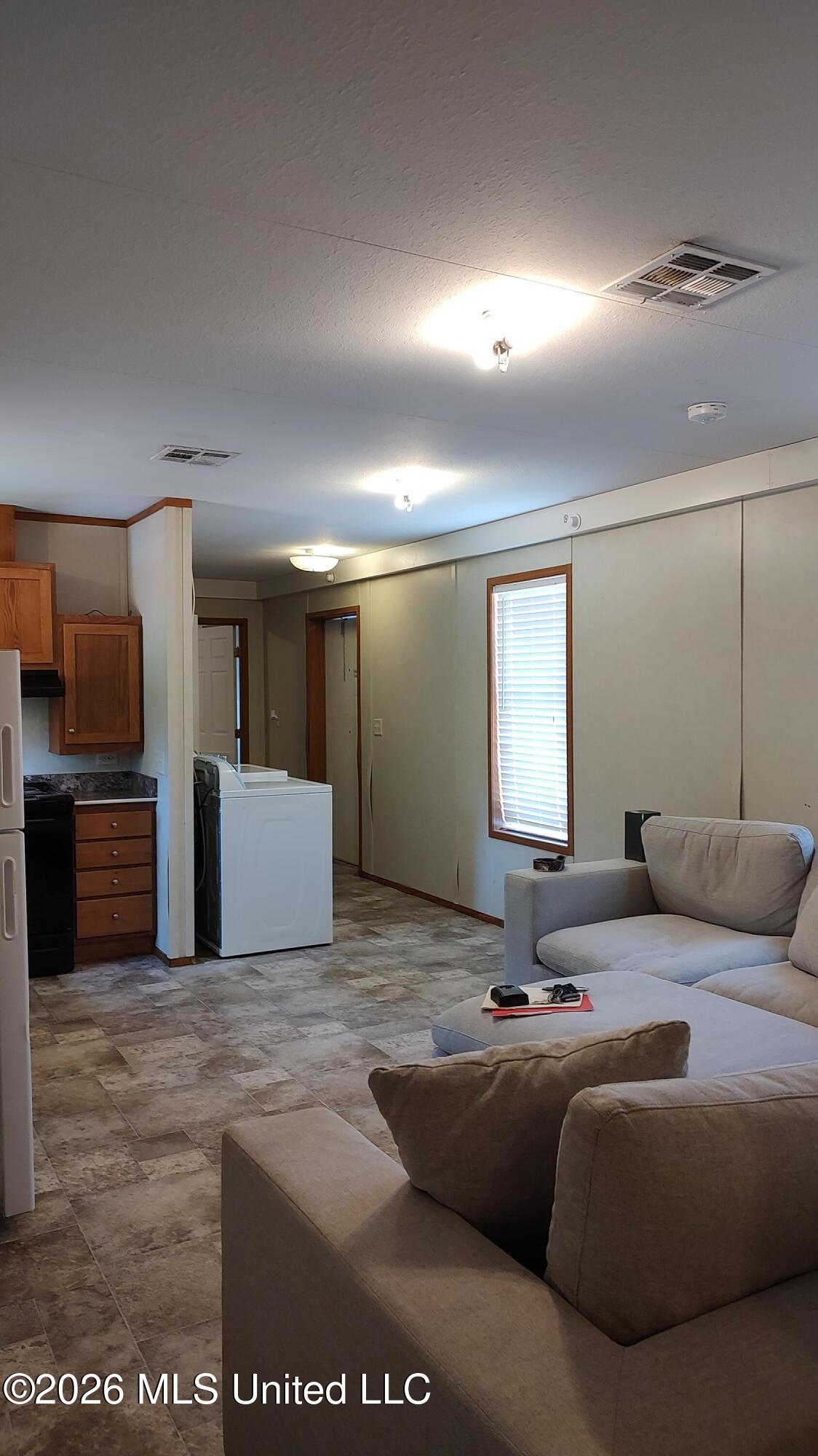 1090 Bilbo Road Property Photo 7