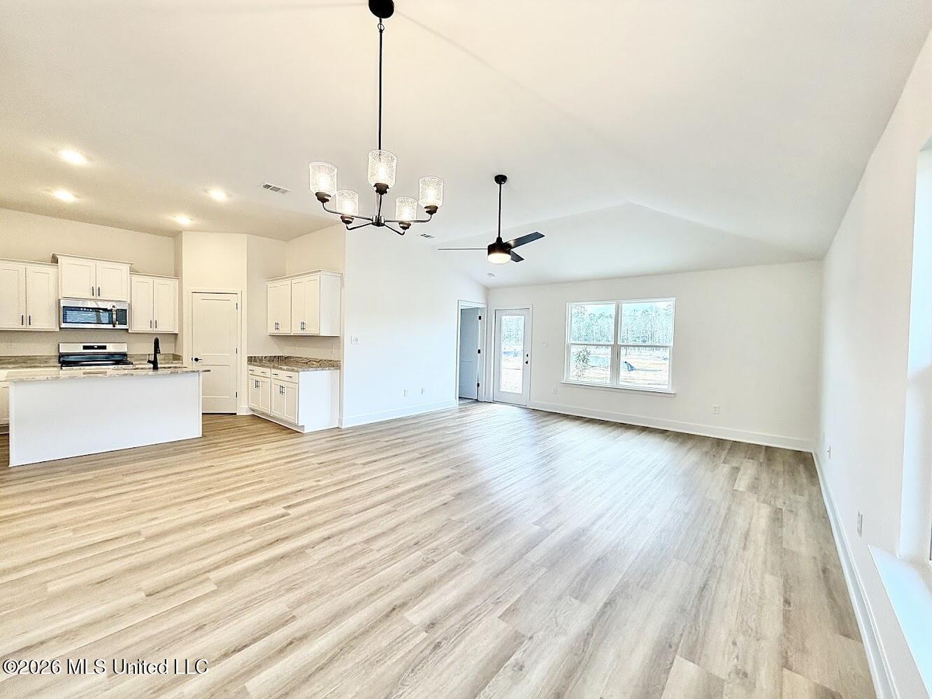 14168 Hartland Drive Property Photo 16