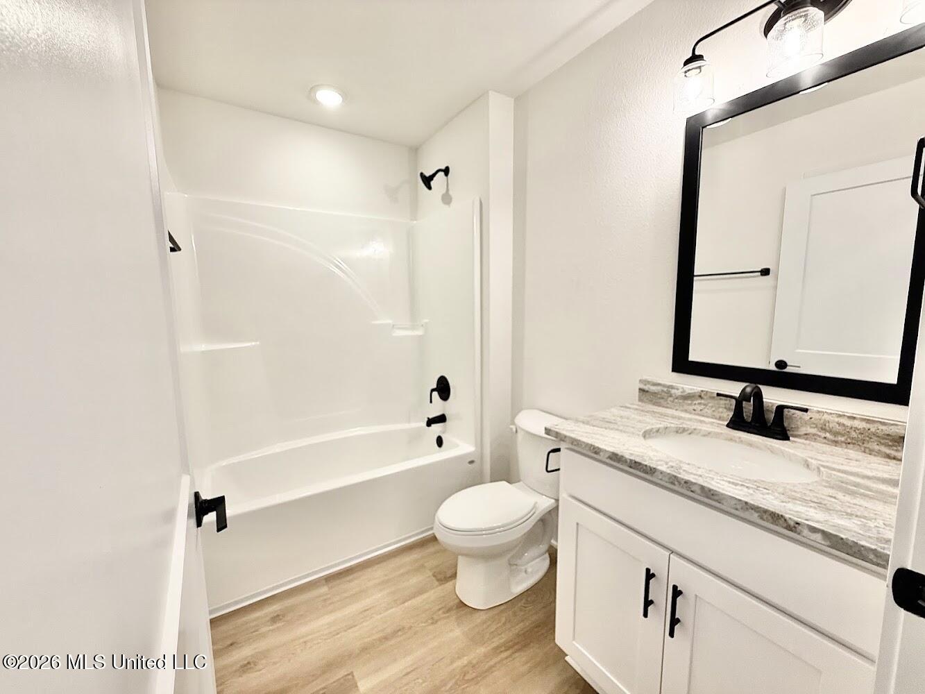 14168 Hartland Drive Property Photo 17