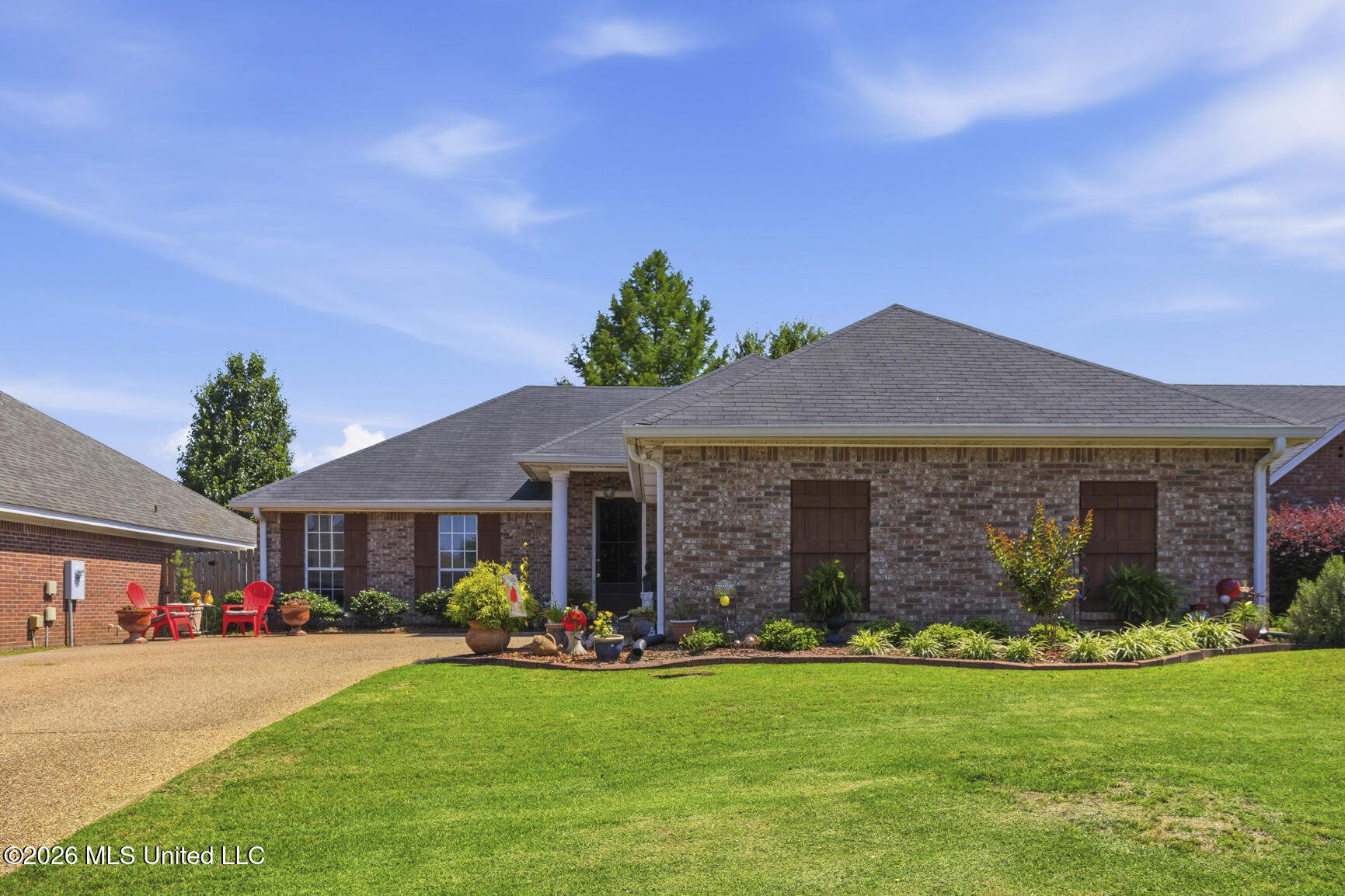 466 Magnolia Place Property Photo 1
