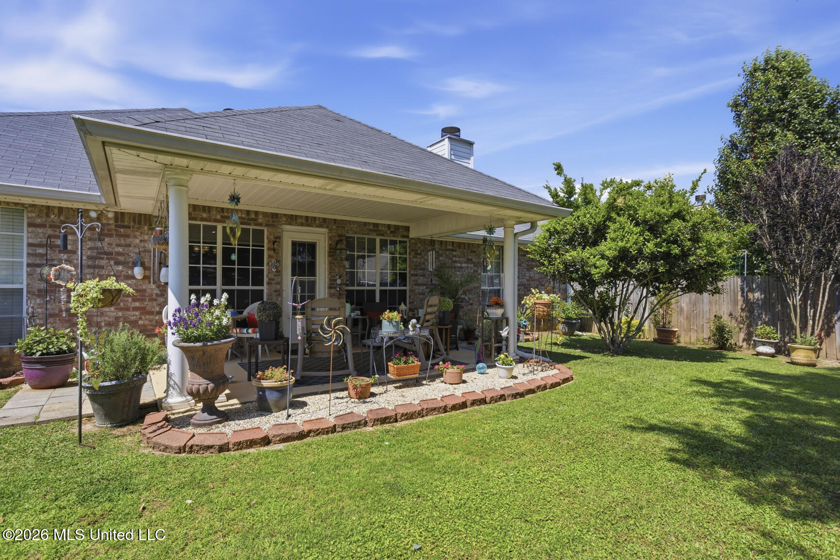 466 Magnolia Place Property Photo 7