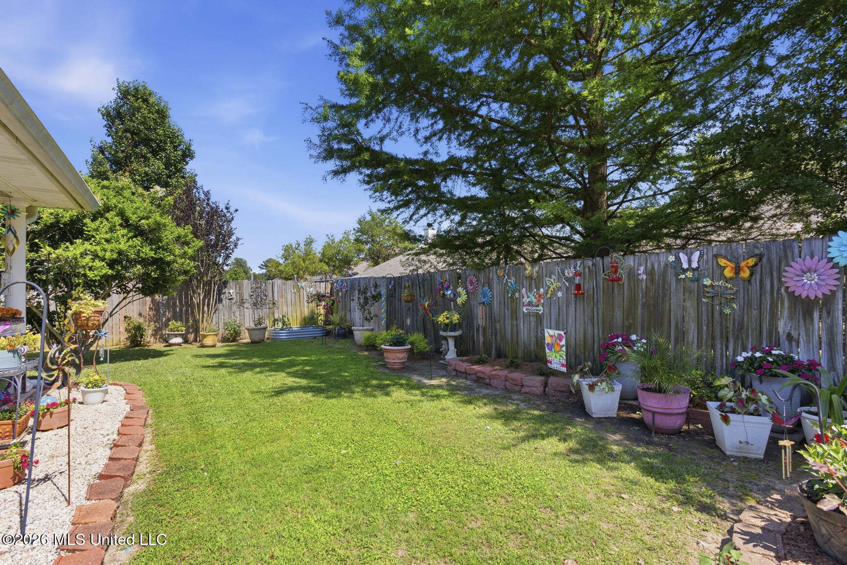 466 Magnolia Place Property Photo 33