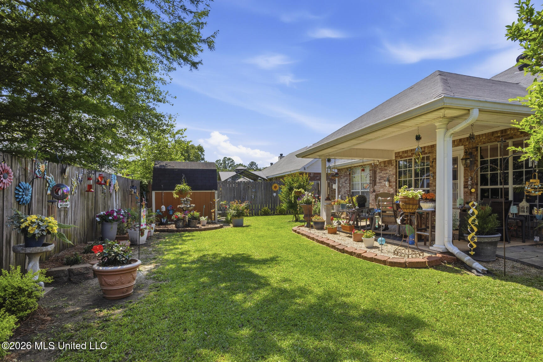 466 Magnolia Place Property Photo 35