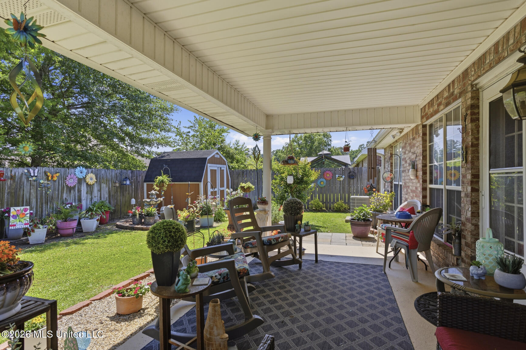 466 Magnolia Place Property Photo 36