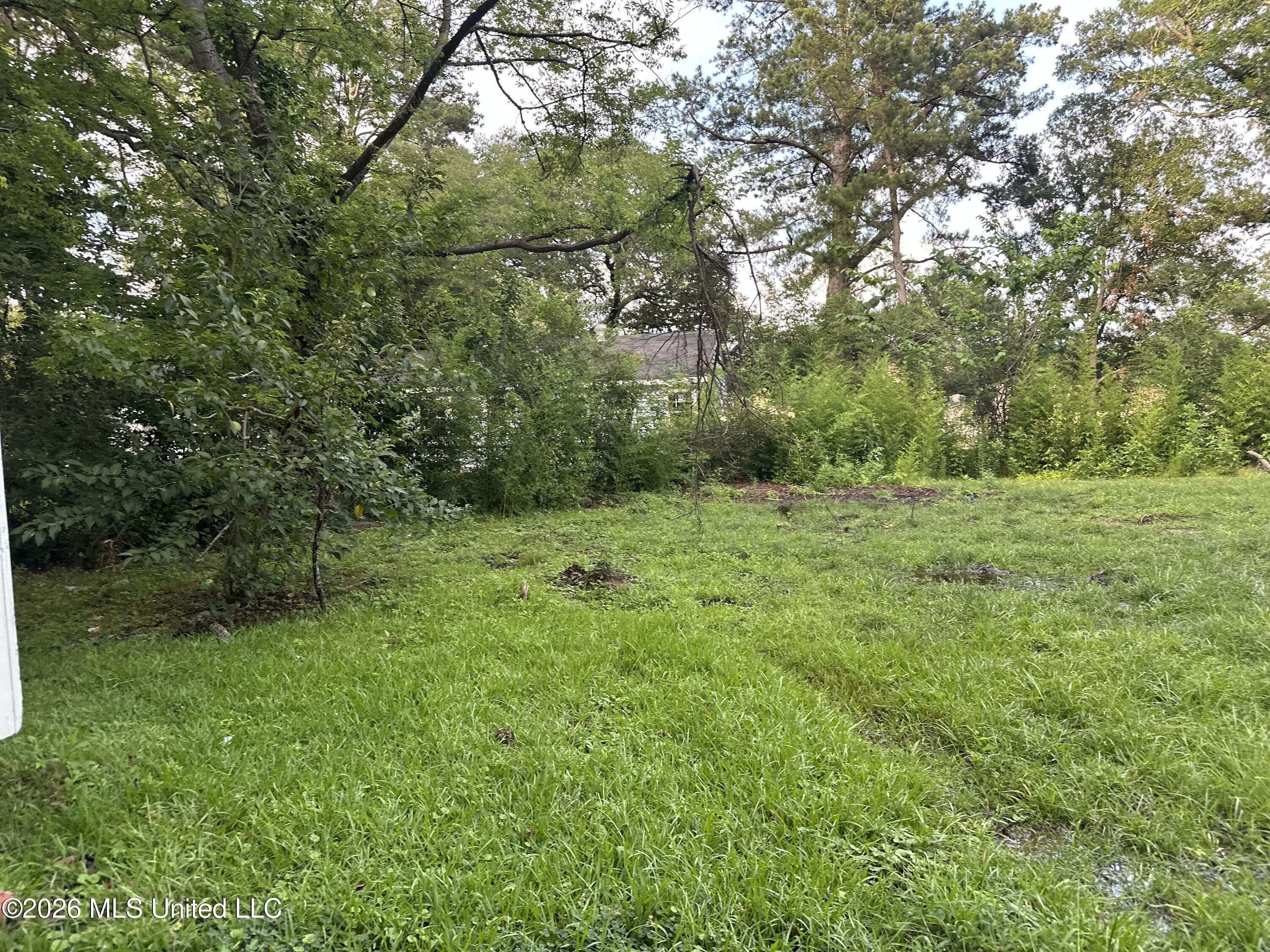 460 W Northside Drive Property Photo 35