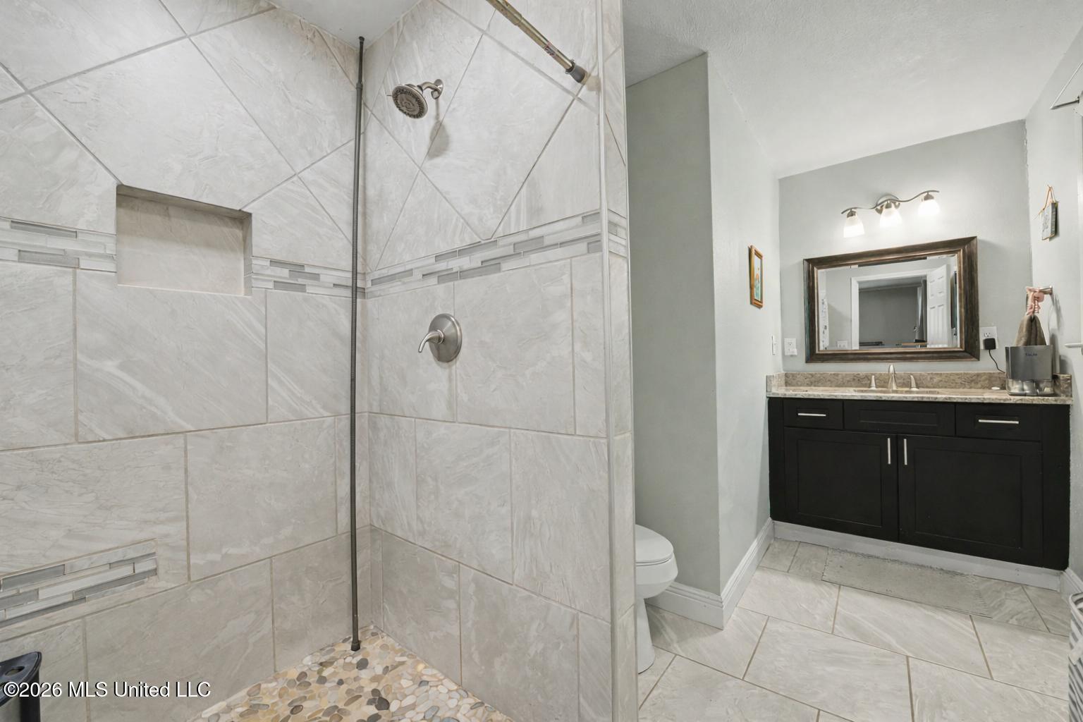 22107 Spence Street Property Photo 19