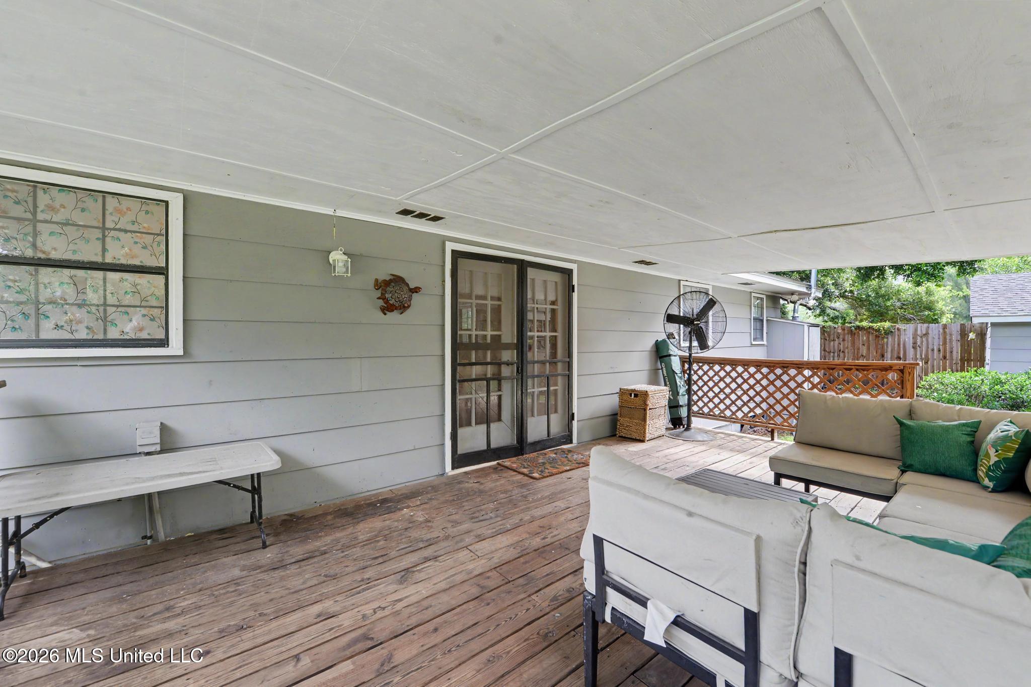 22107 Spence Street Property Photo 20