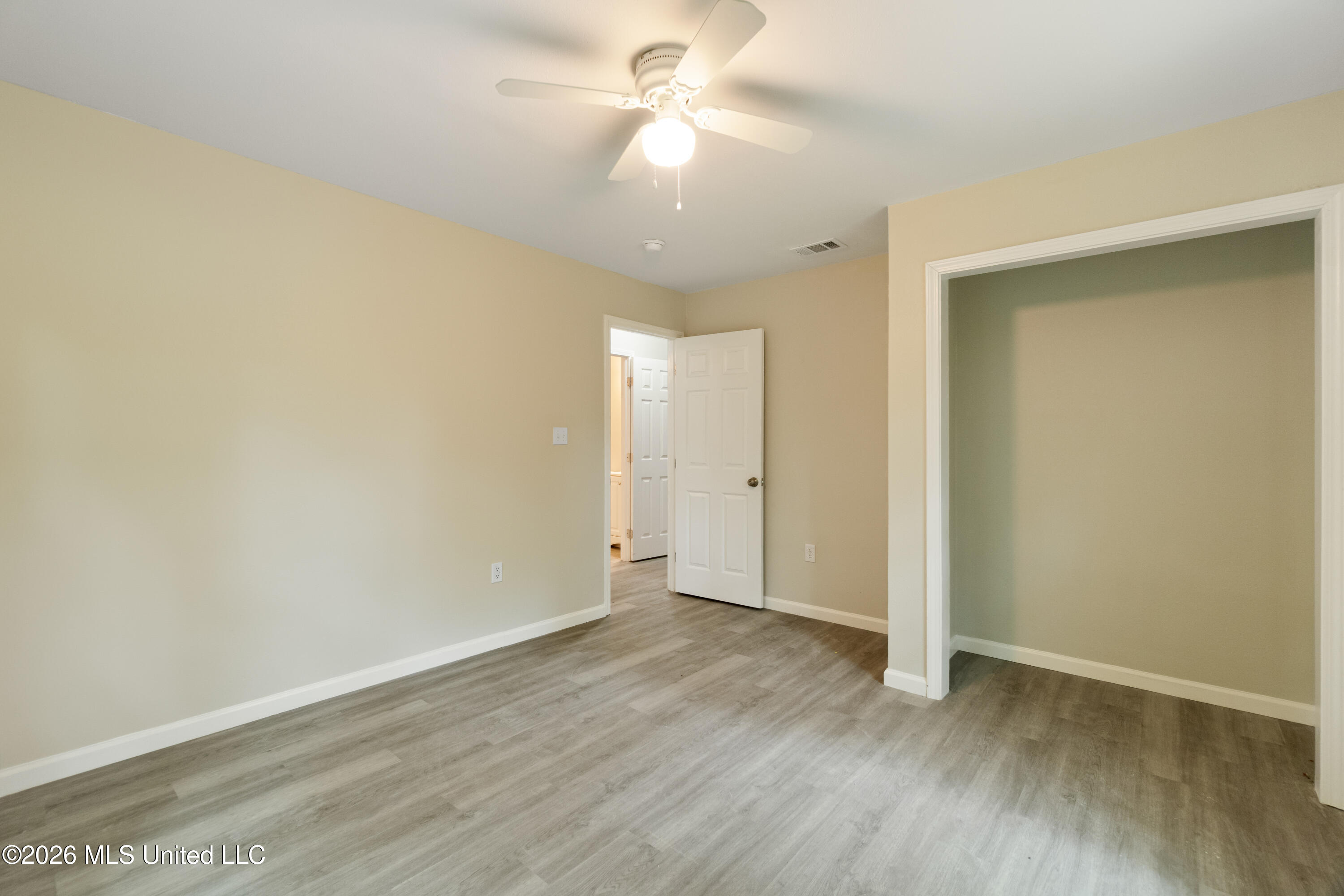 7 Bowen Street Property Photo 9