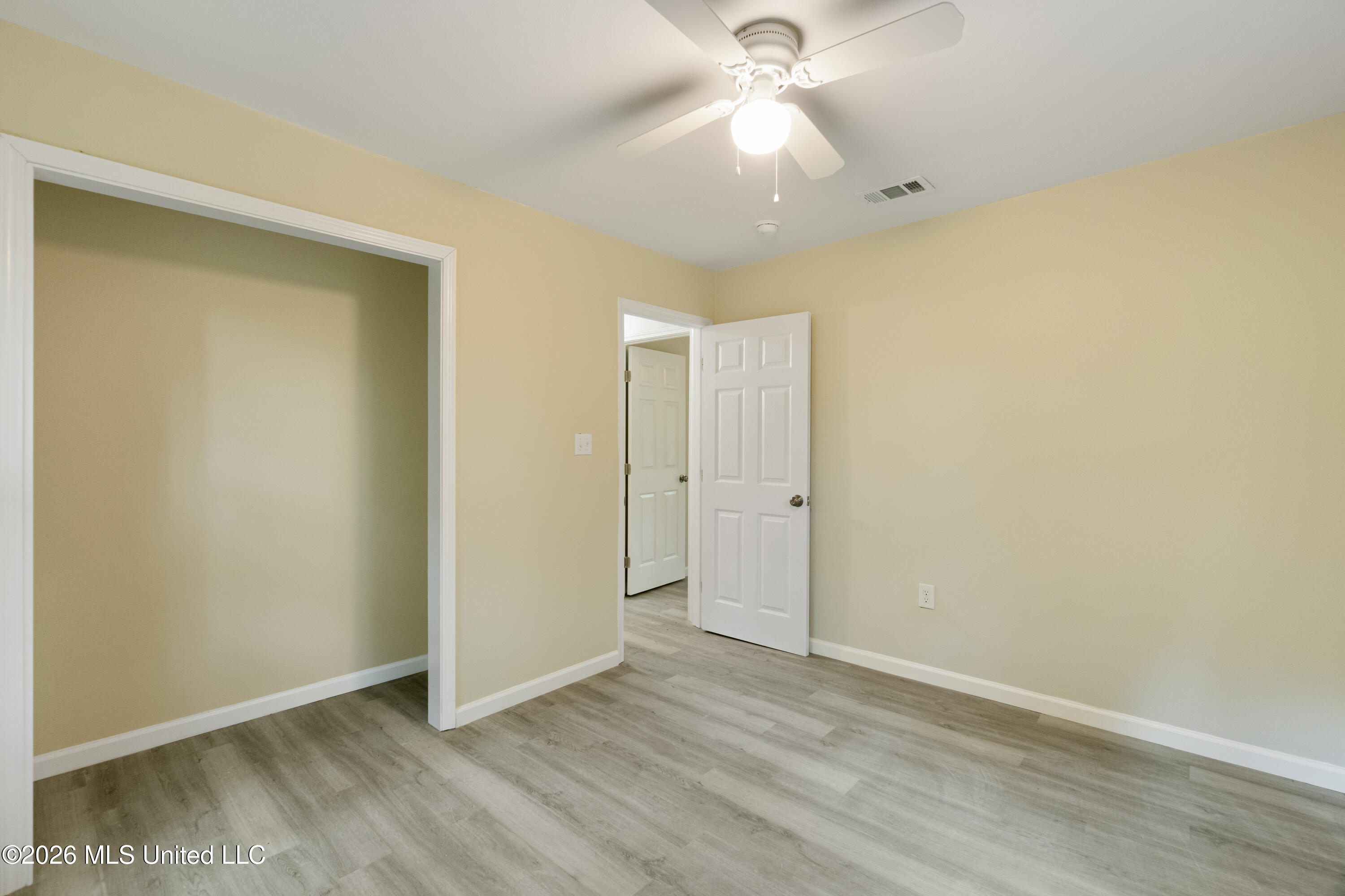 7 Bowen Street Property Photo 12