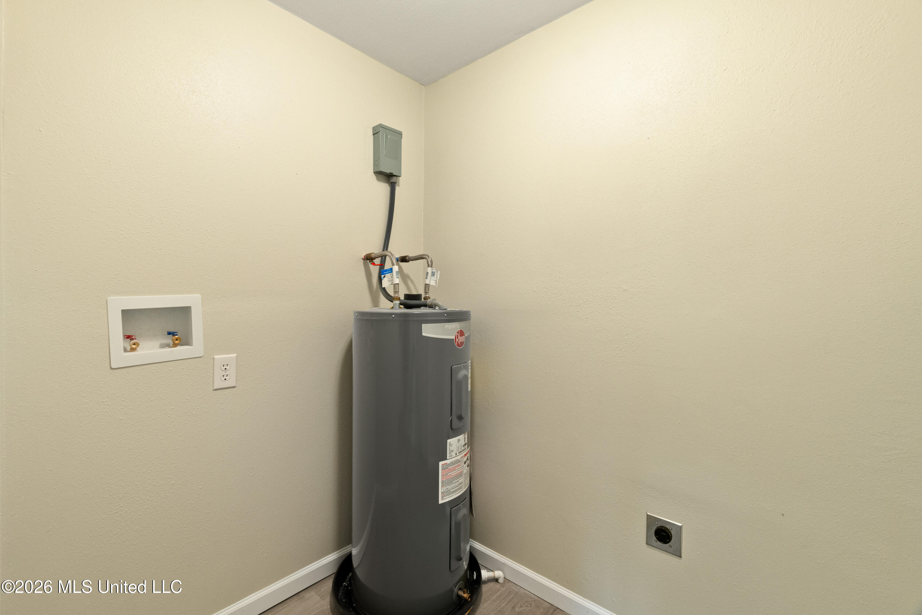 7 Bowen Street Property Photo 14
