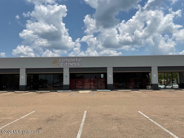 912 Municipal Drive Property Photo 1