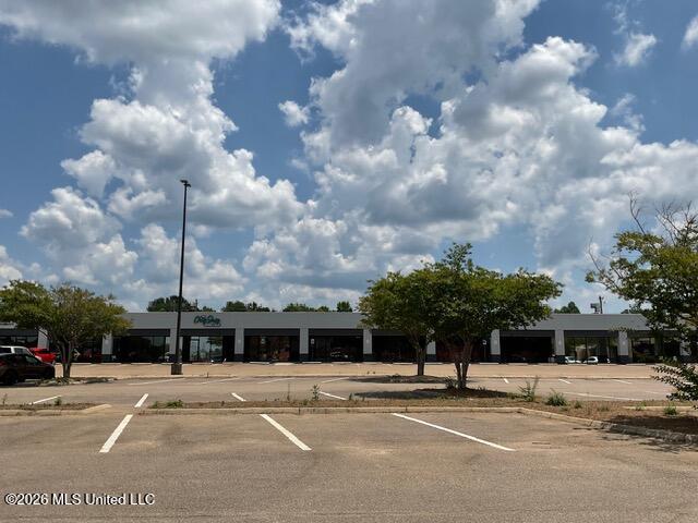 912 Municipal Drive Property Photo 5
