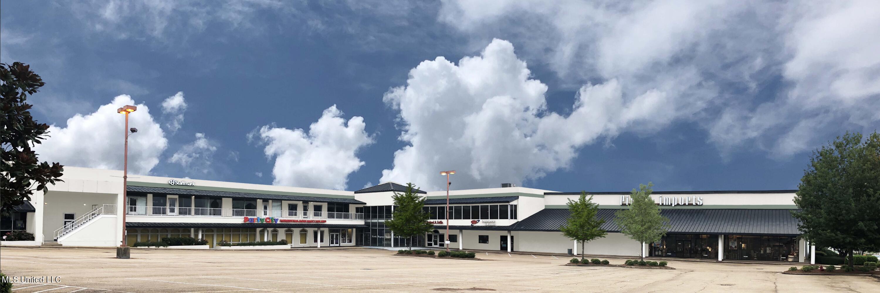 900 E County Line Road Property Photo 1