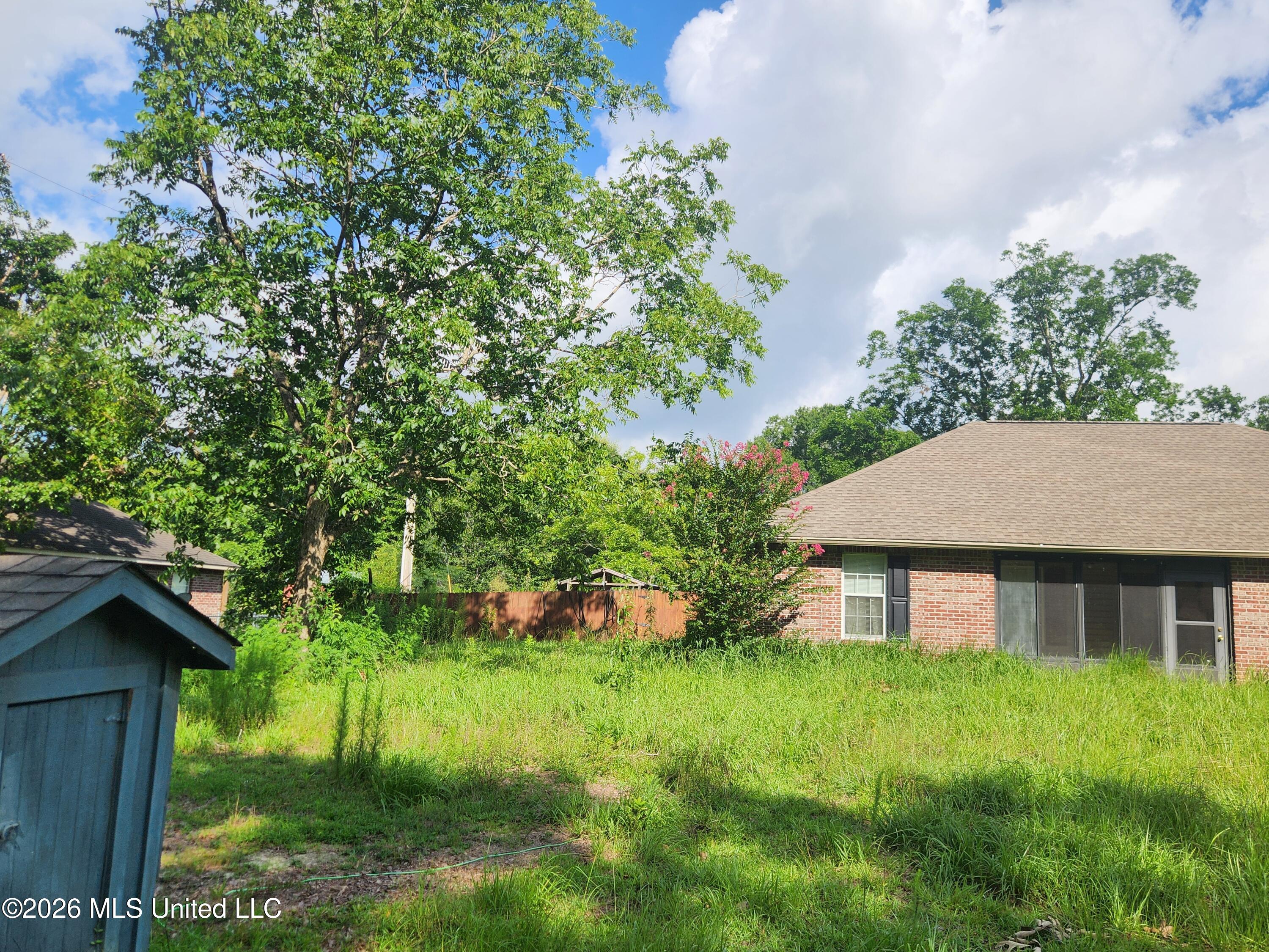 24138 Mchenry Road Property Photo 2