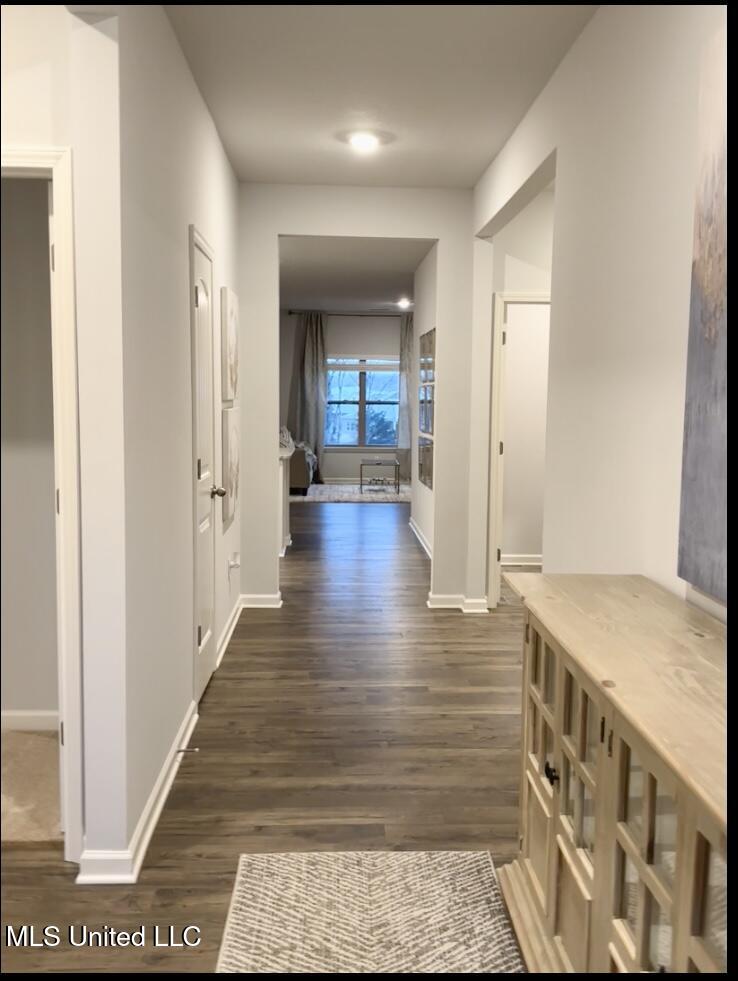 100 Pine Street Property Photo 2
