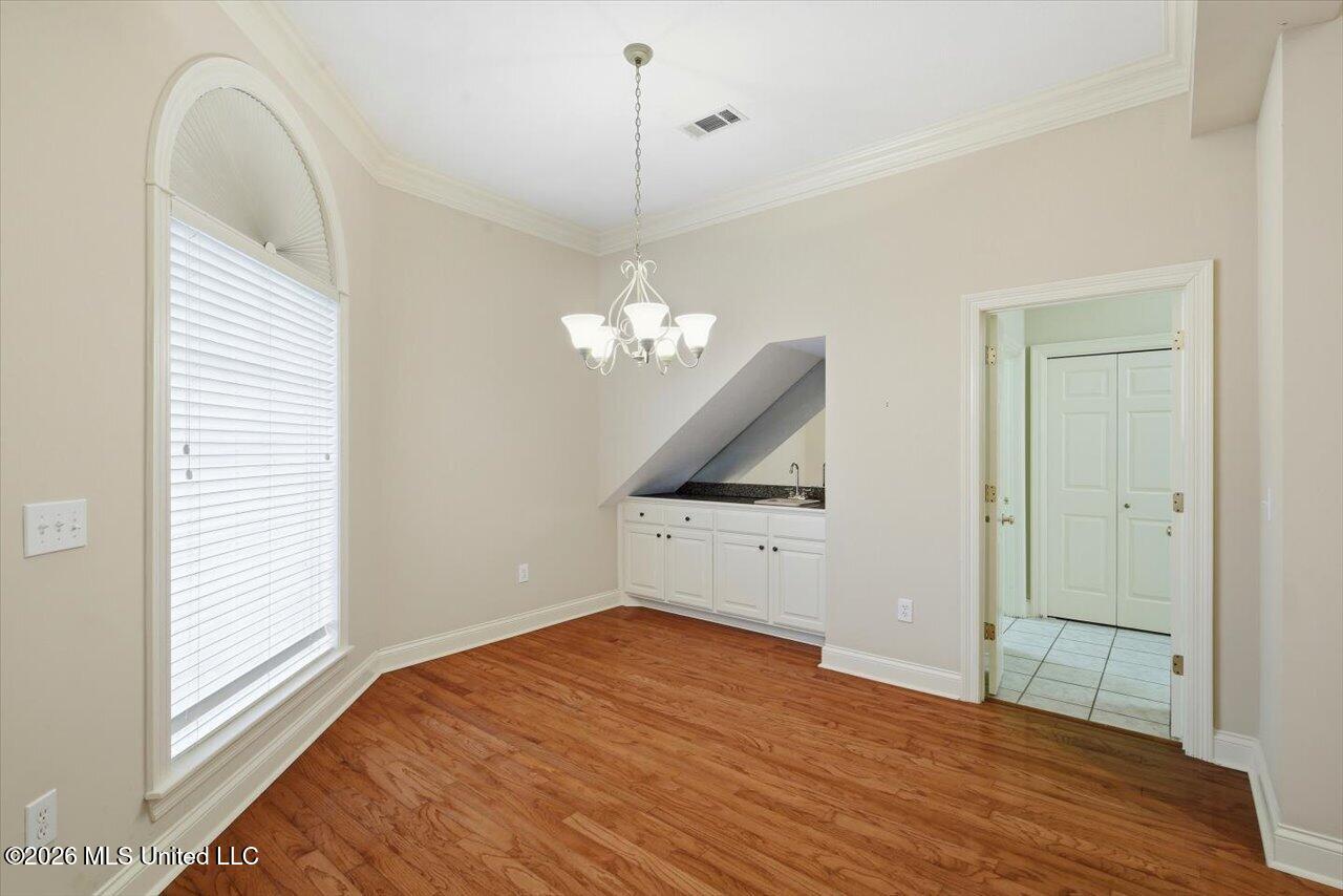 208 Geneva Boulevard Property Photo 16