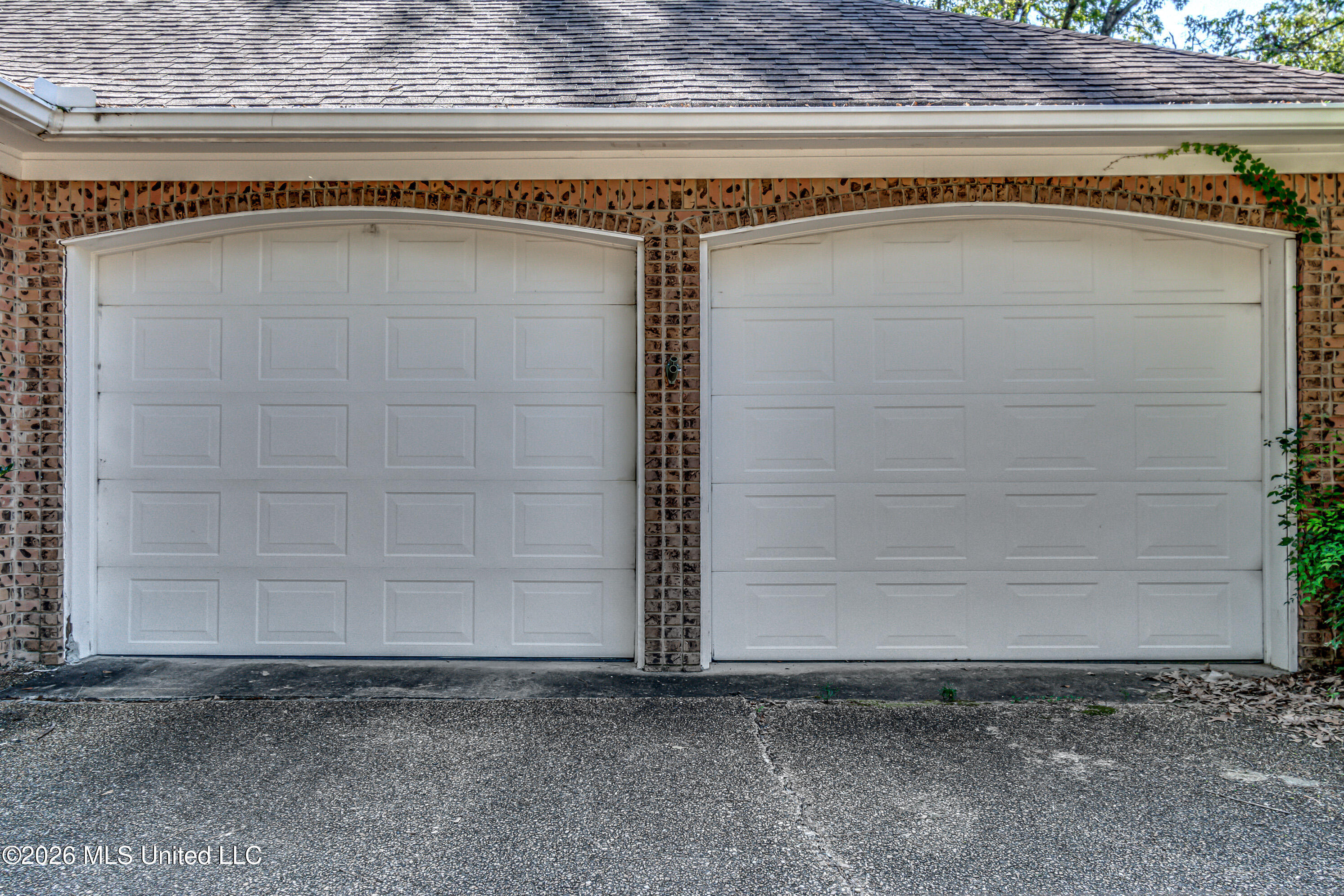 204 Woodrun Drive Property Photo 13
