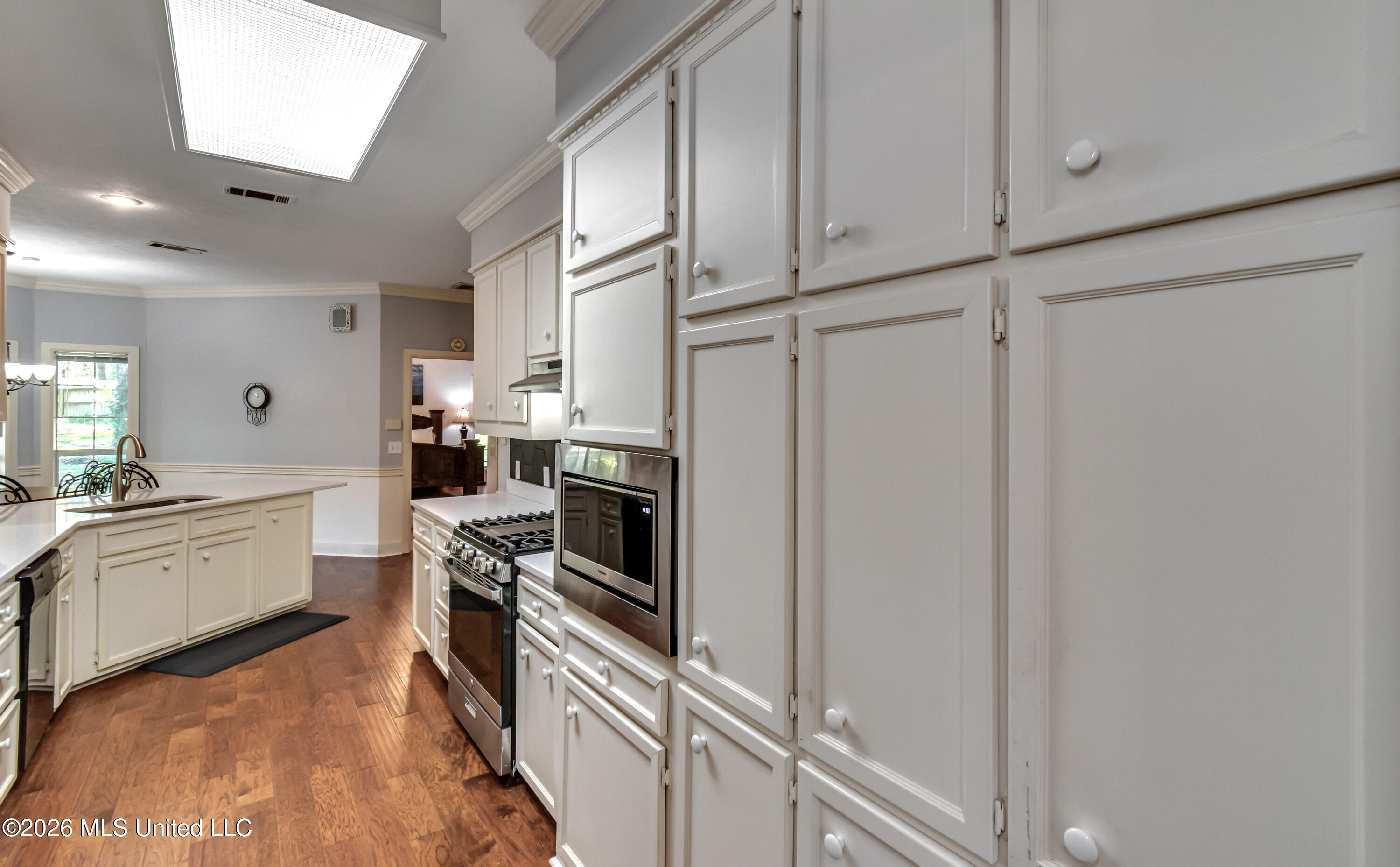 204 Woodrun Drive Property Photo 28