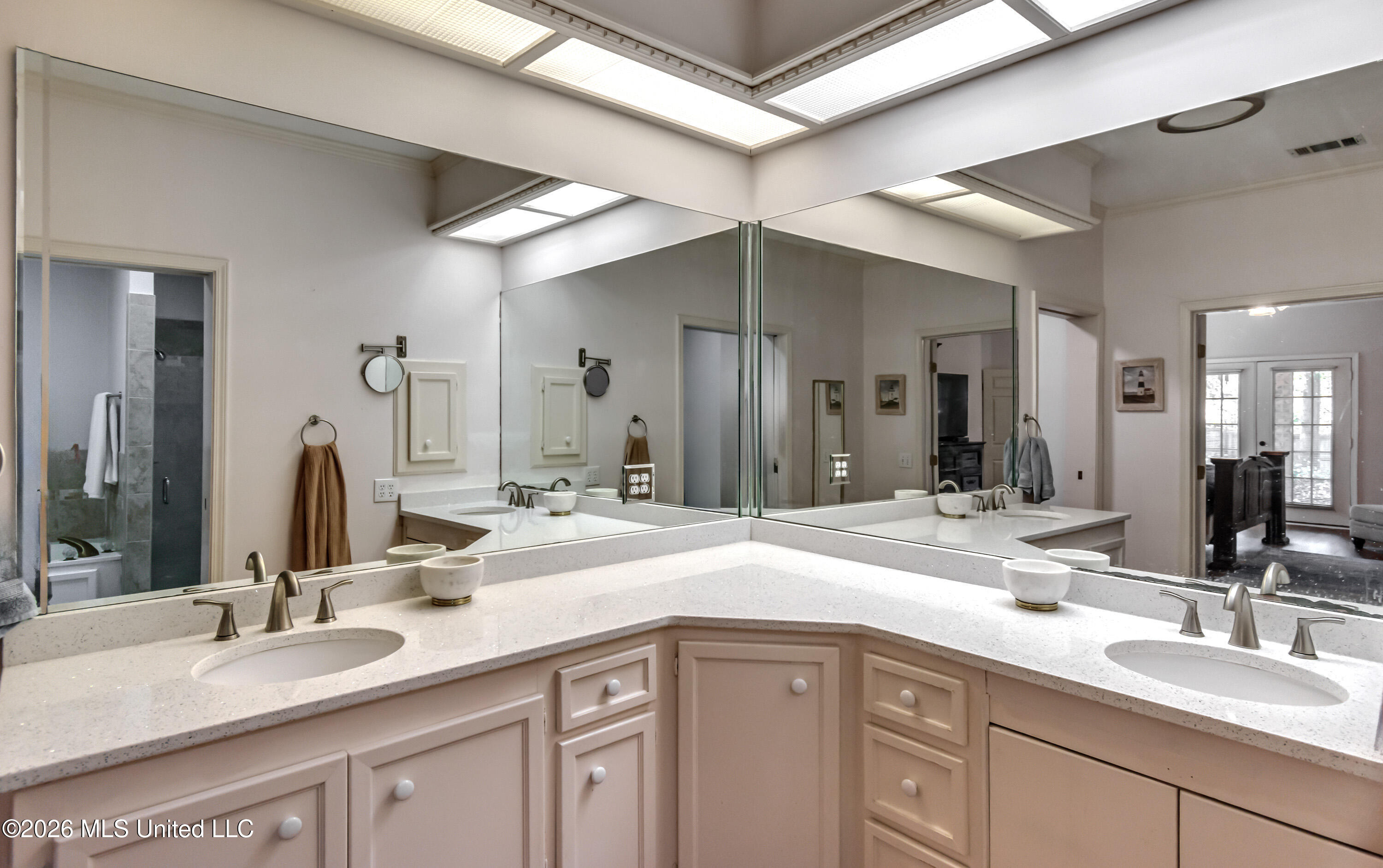 204 Woodrun Drive Property Photo 41