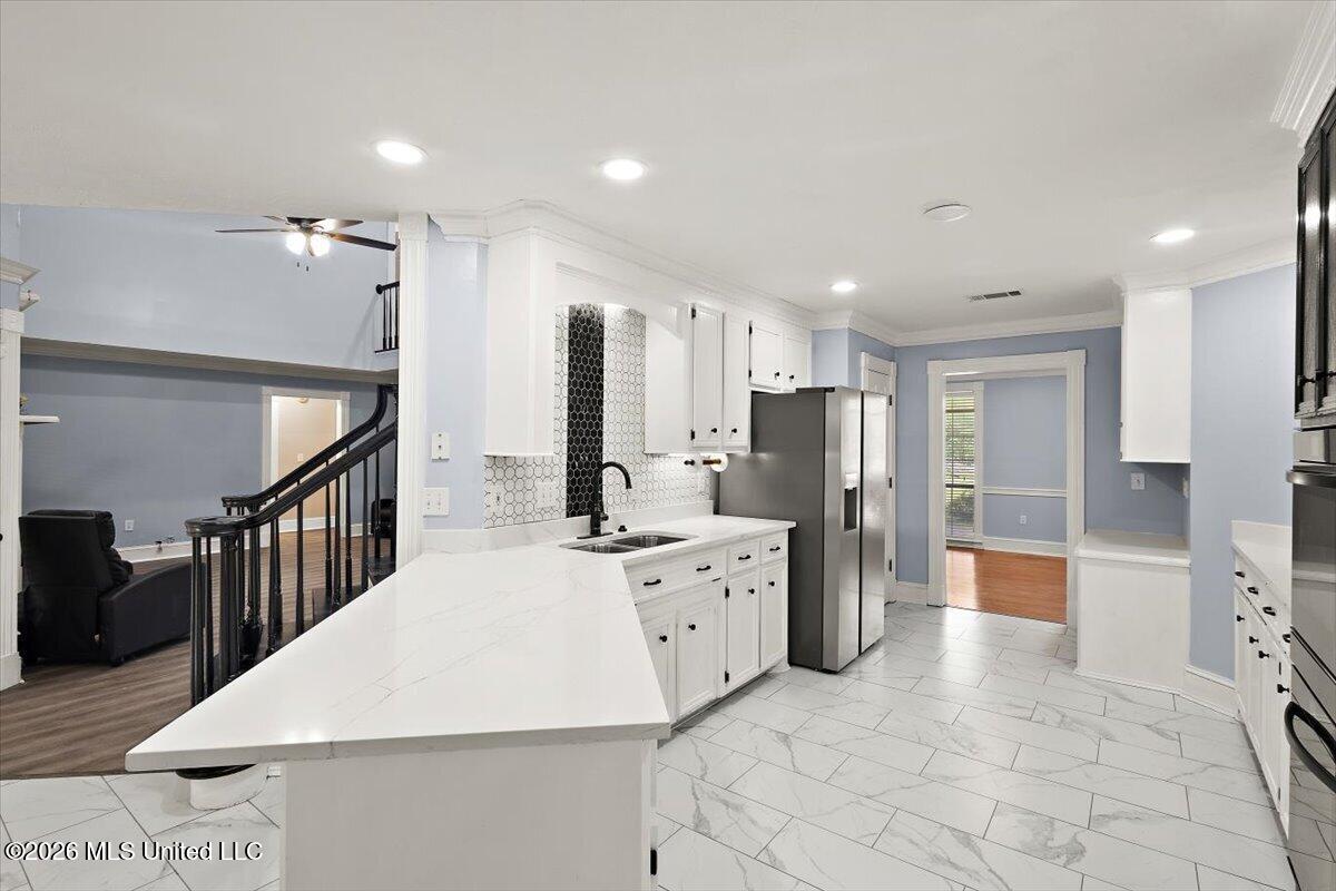 5049 Springridge Road Property Photo 14