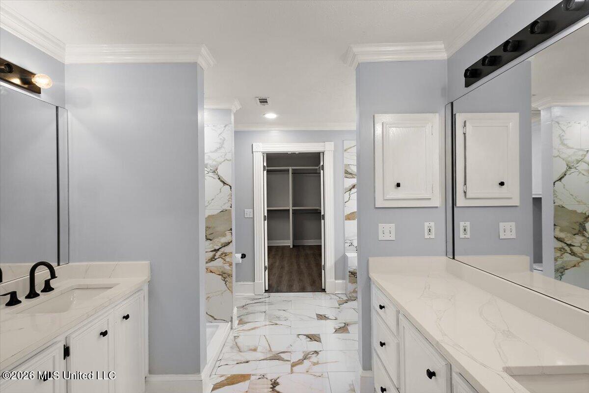 5049 Springridge Road Property Photo 20