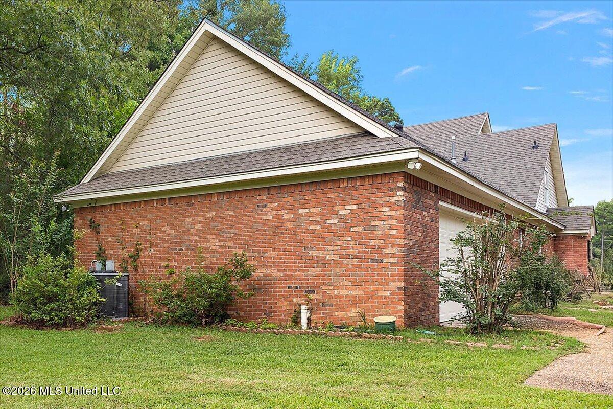 5049 Springridge Road Property Photo 42