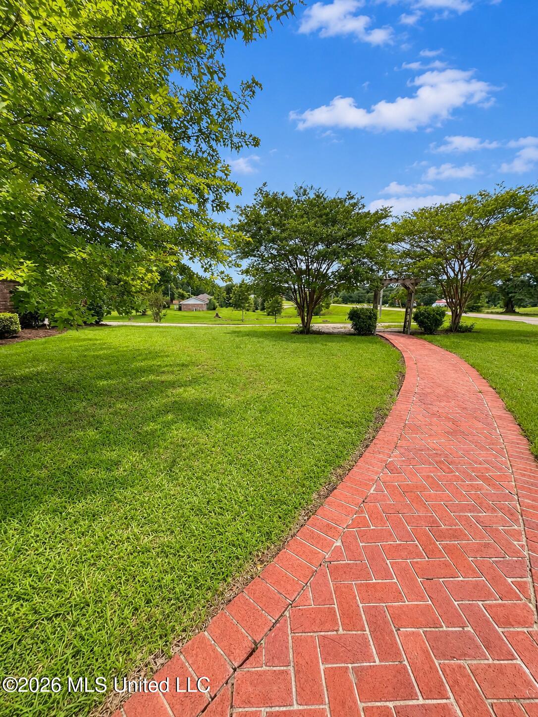 657 Simpson Highway 149 Property Photo 4