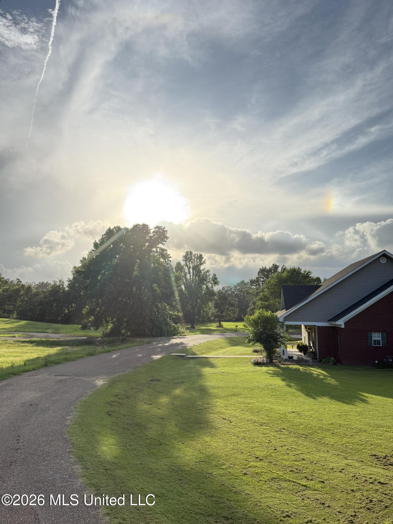 11 Rolling Green Circle Property Photo 2