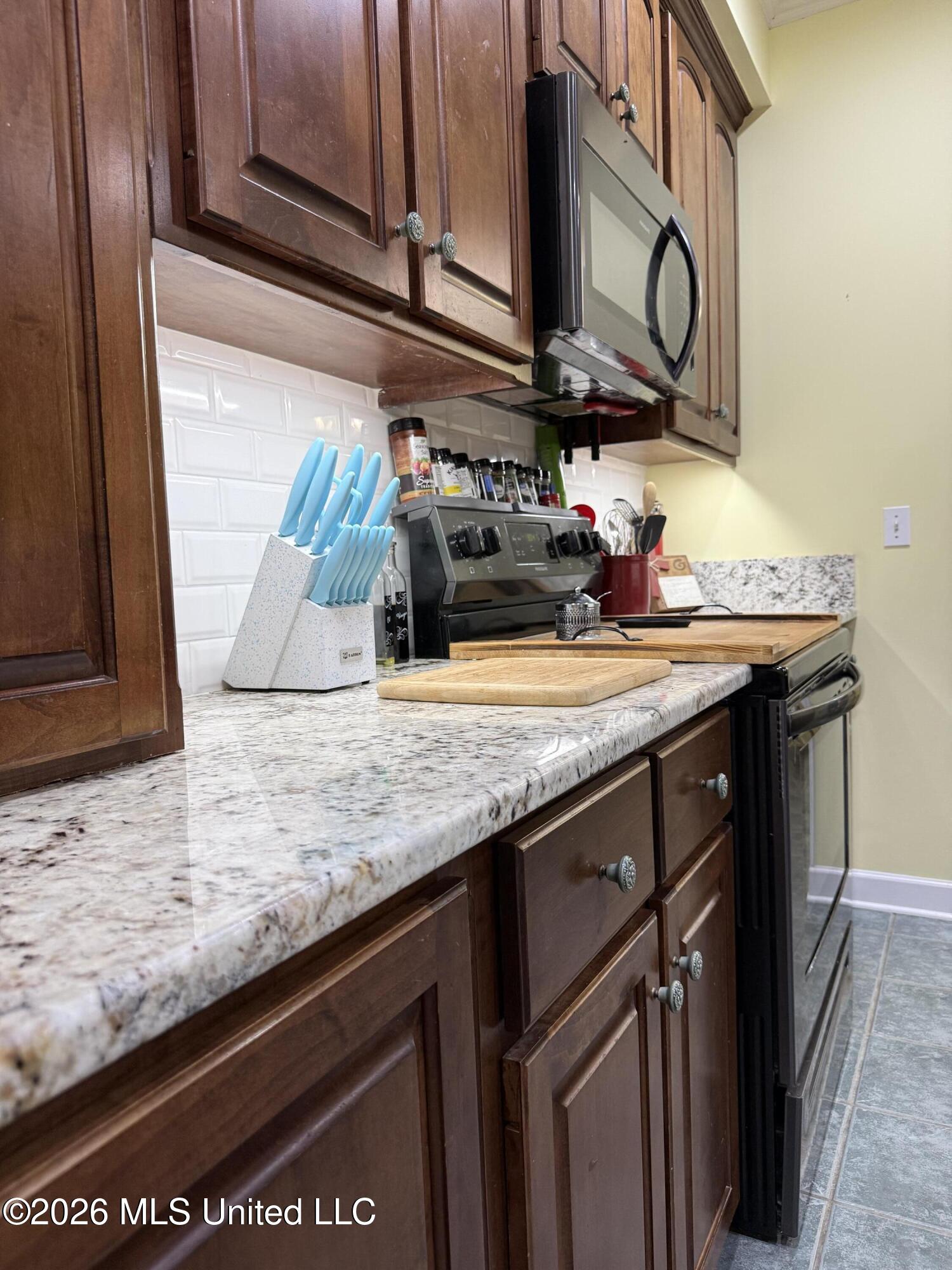 11 Rolling Green Circle Property Photo 42