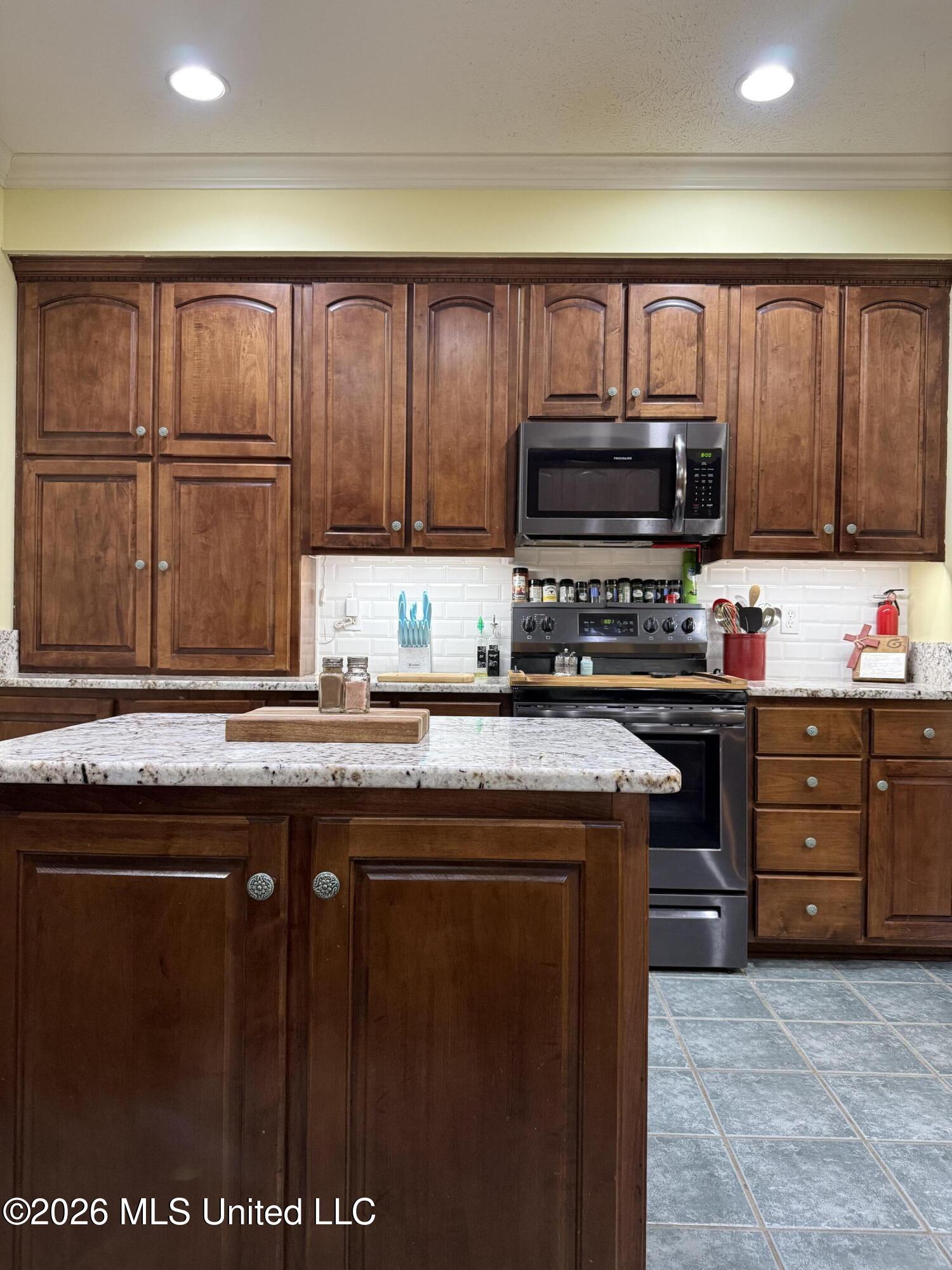 11 Rolling Green Circle Property Photo 45
