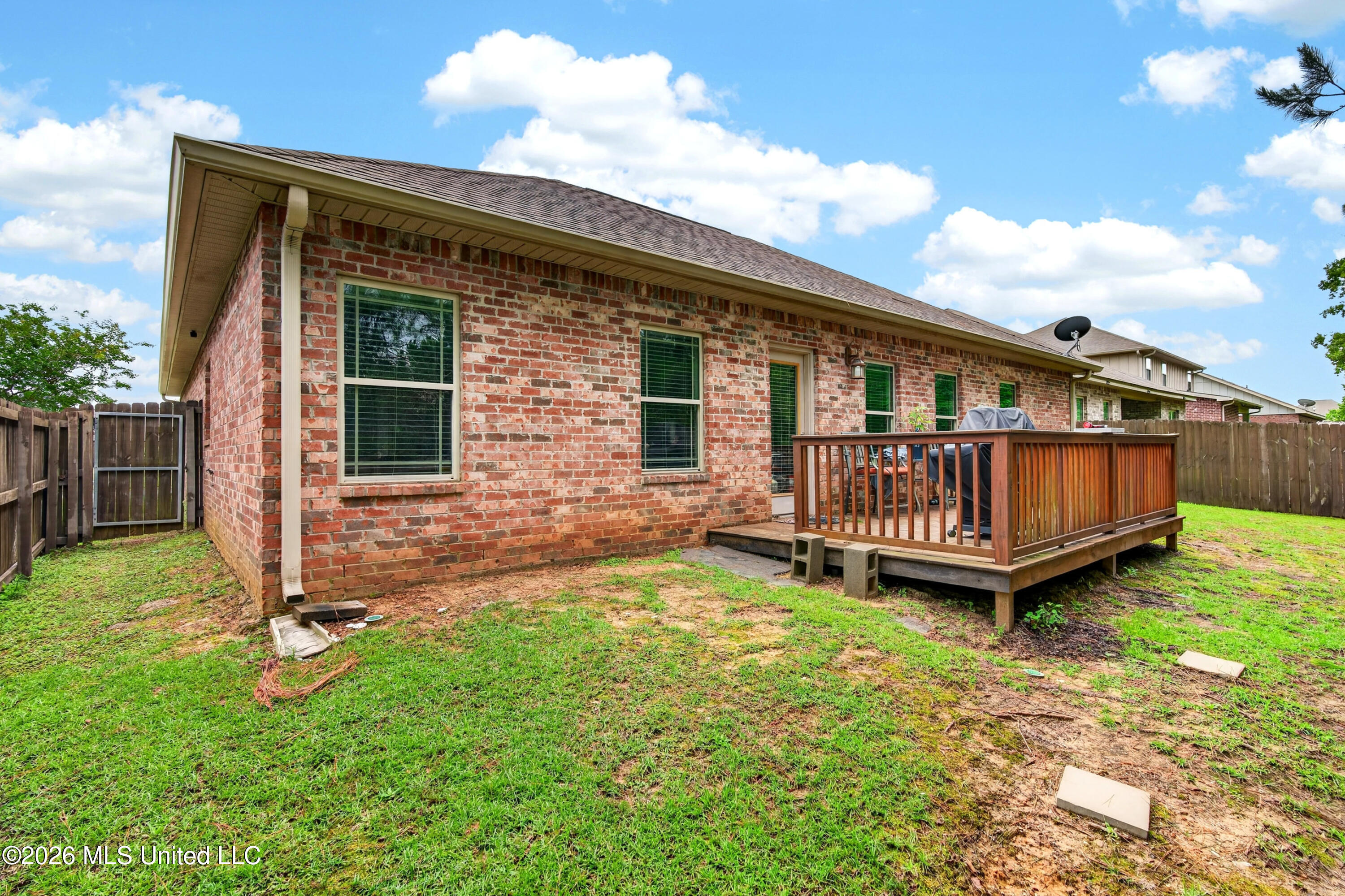 14949 Calcutta Drive Property Photo 2