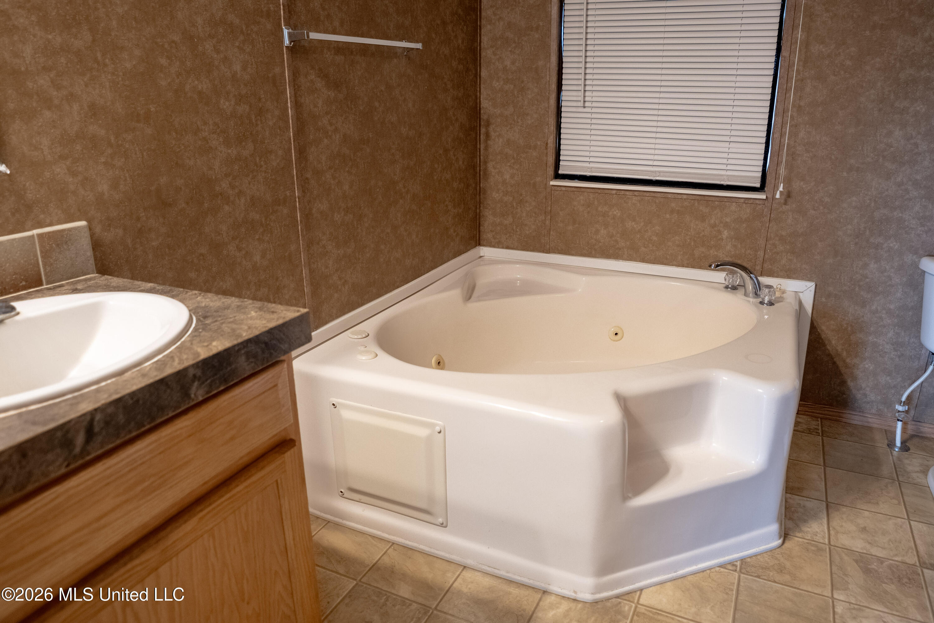749 J Burnham Road Property Photo 17