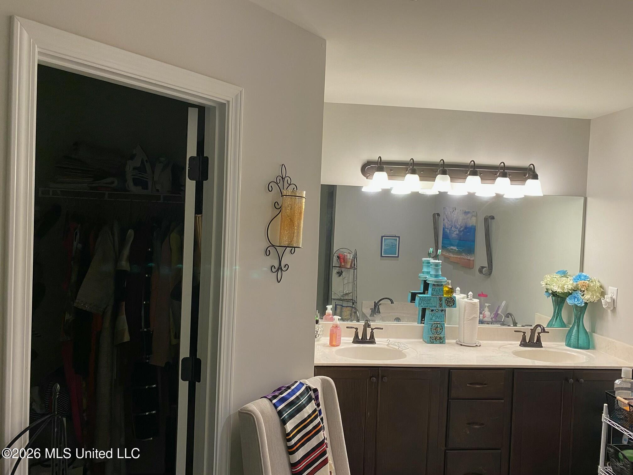1357 Benjamin Harrison Drive Property Photo 3