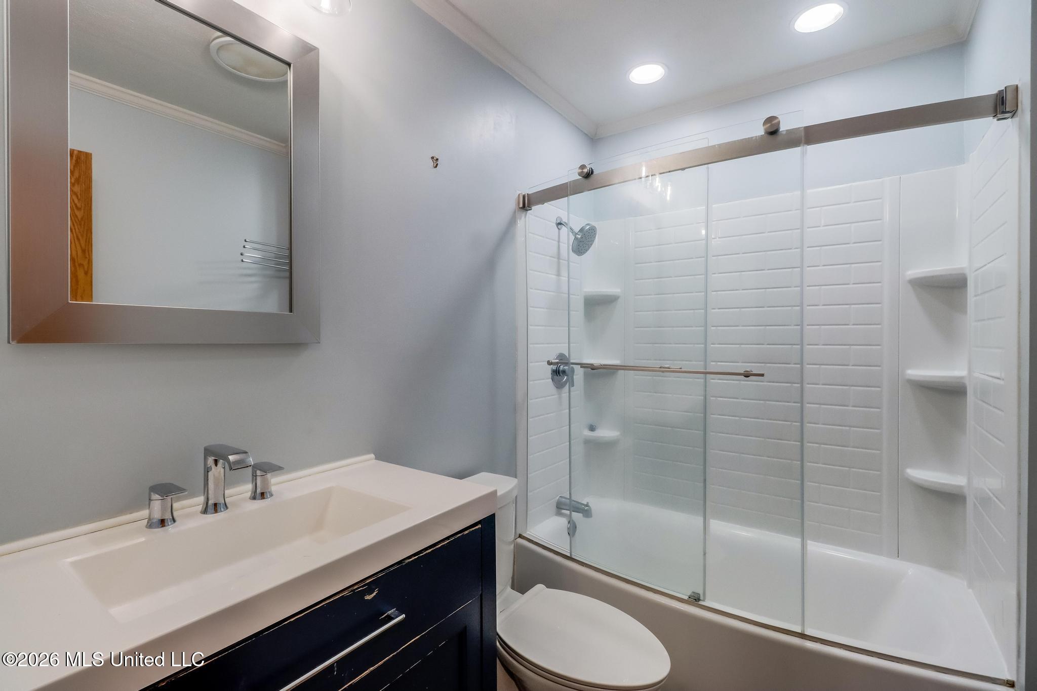 11201 Creek Drive Property Photo 24