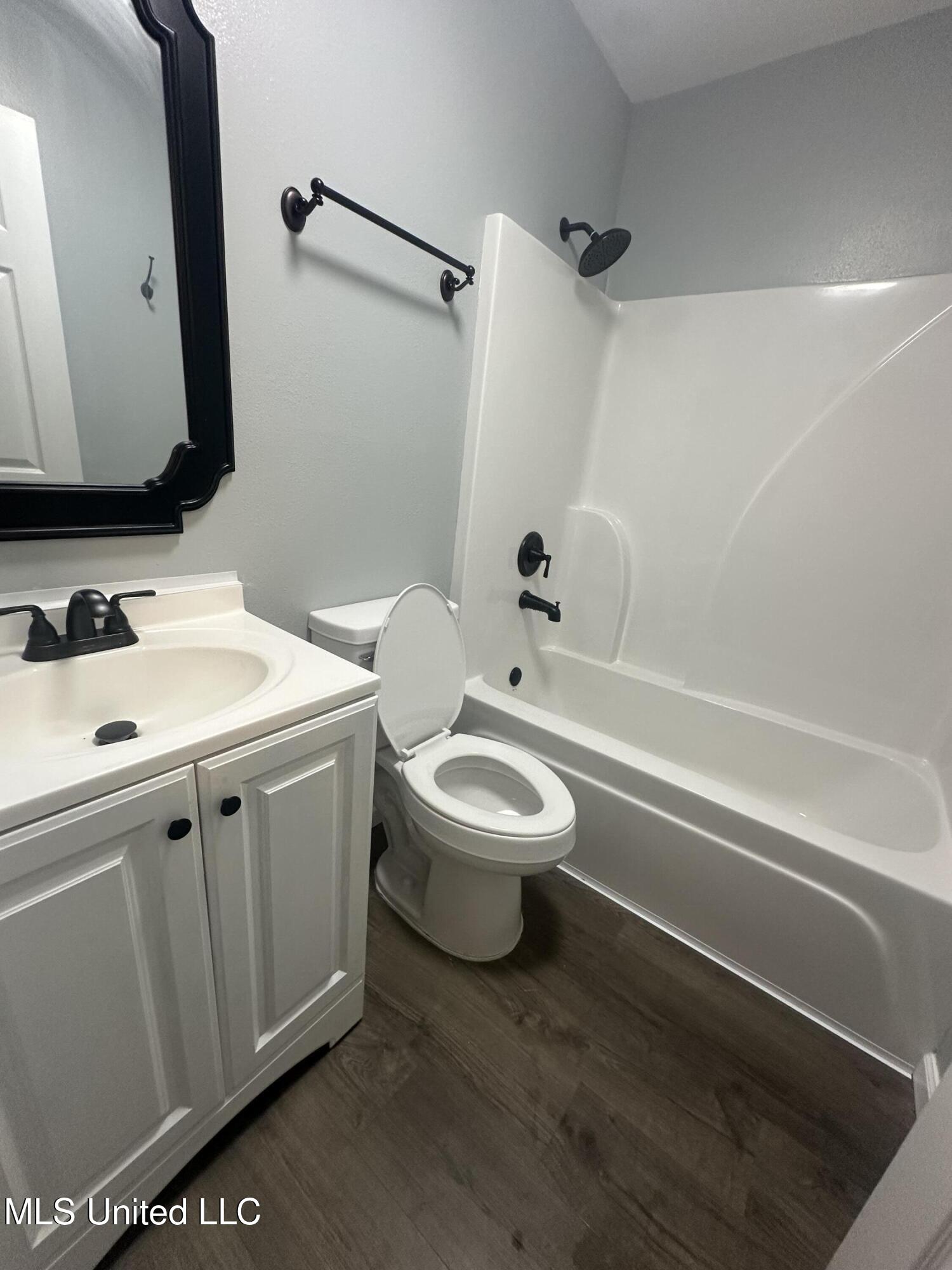 1113 Beach Avenue Property Photo 12