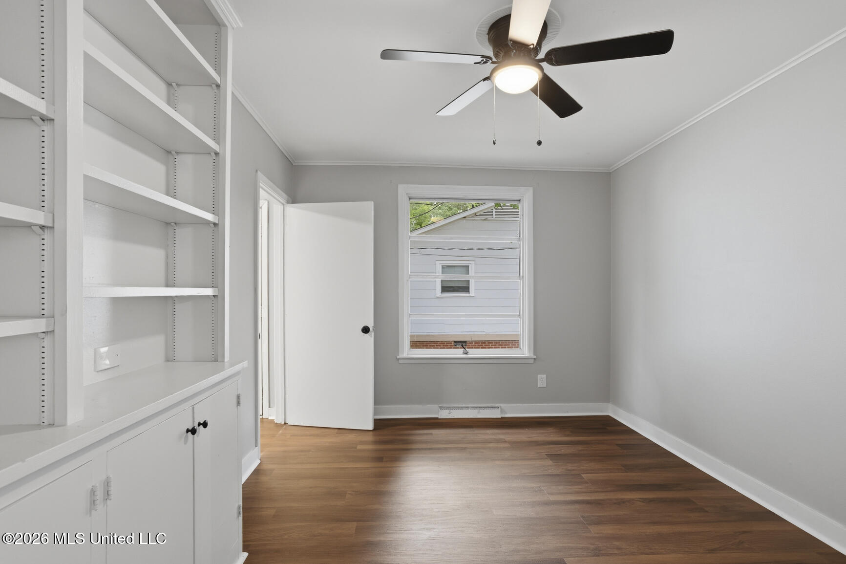 4546 Meadowridge Drive Property Photo 12