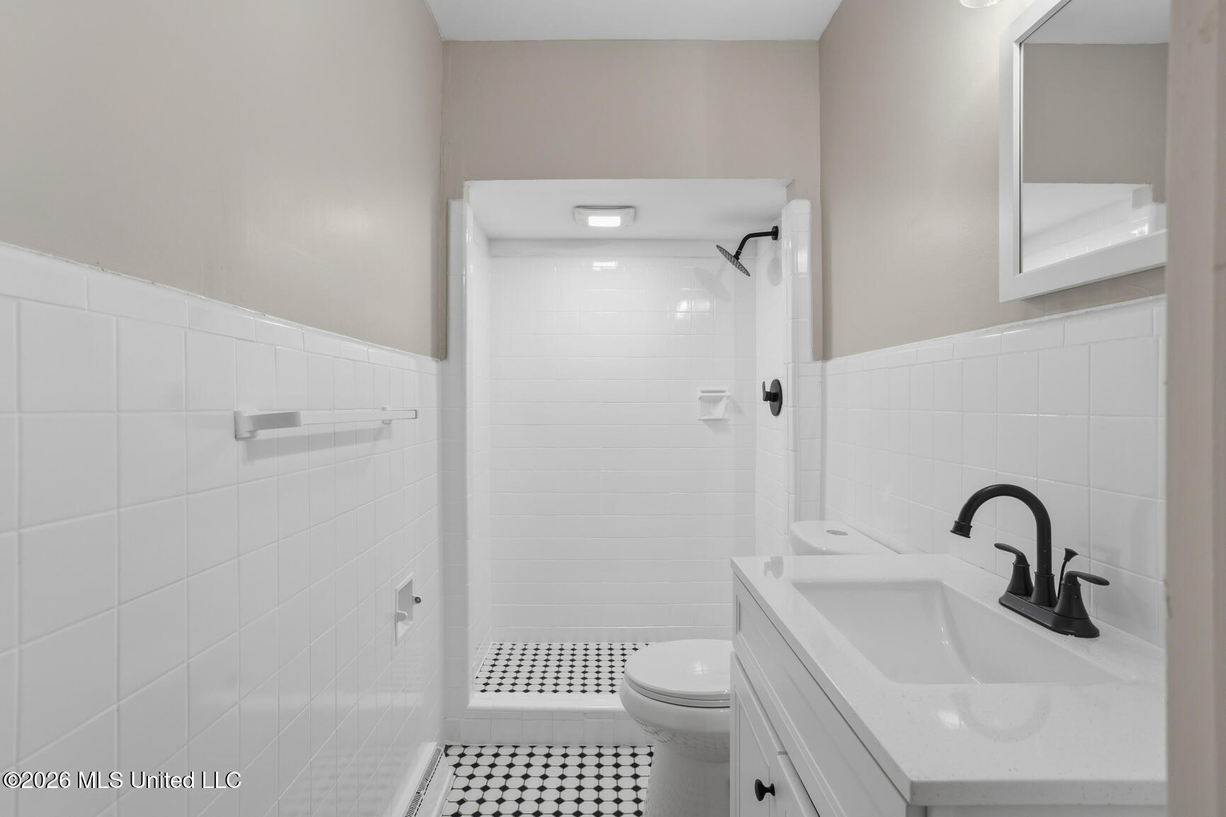 4546 Meadowridge Drive Property Photo 19