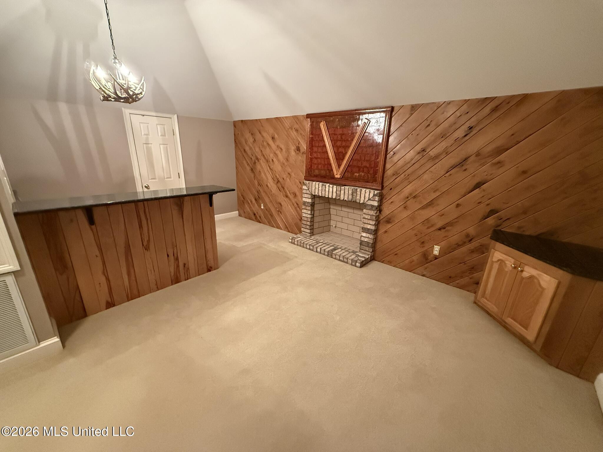 3112 S Holden Drive Property Photo 15