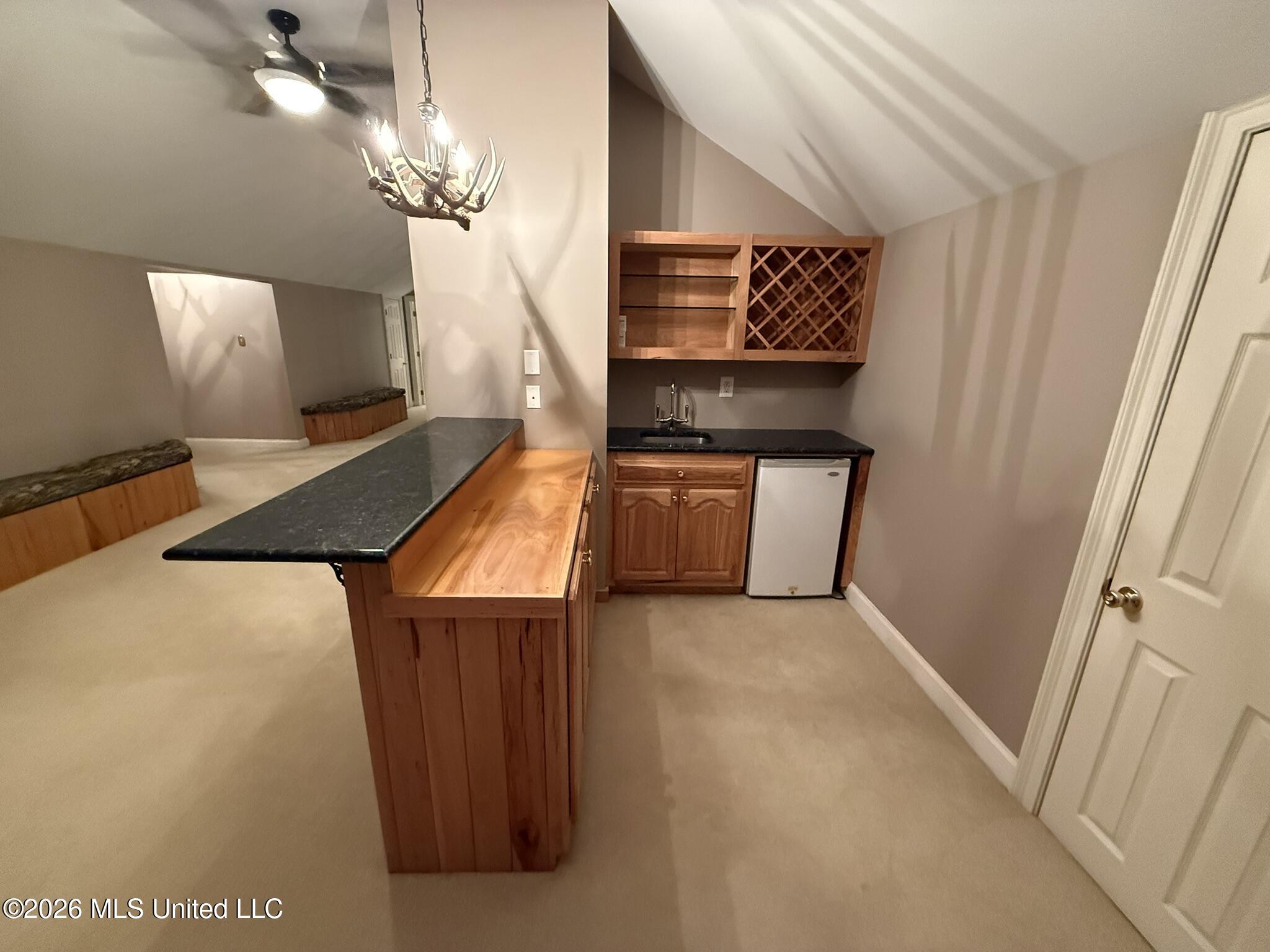 3112 S Holden Drive Property Photo 17